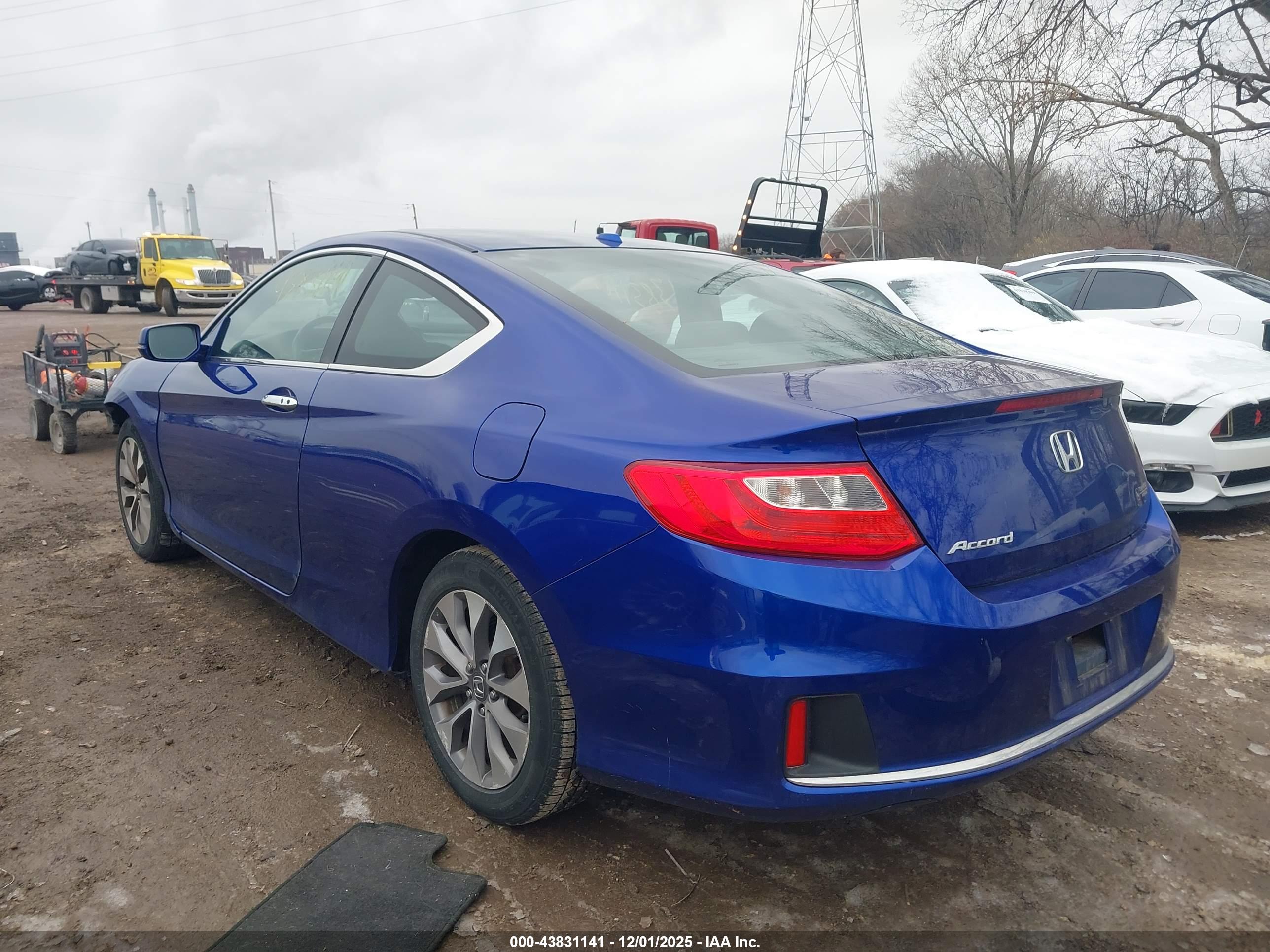 HONDA ACCORD image 3
