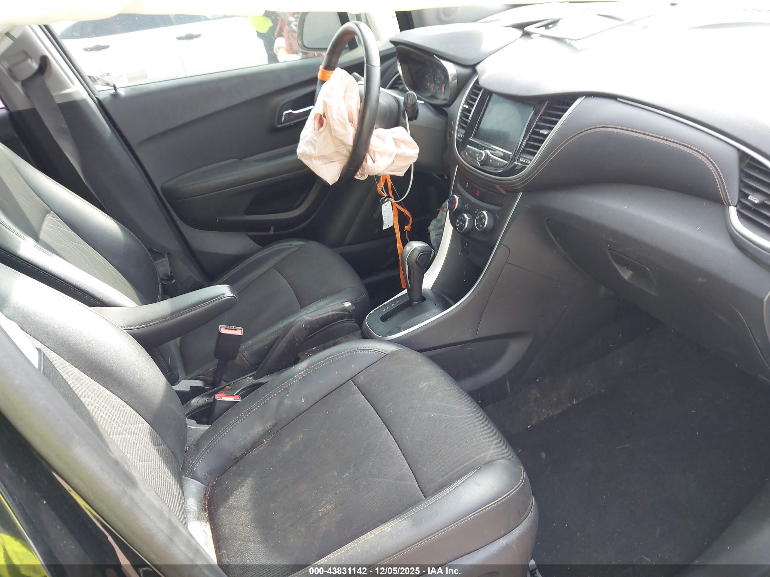 CHEVROLET TRAX image 5