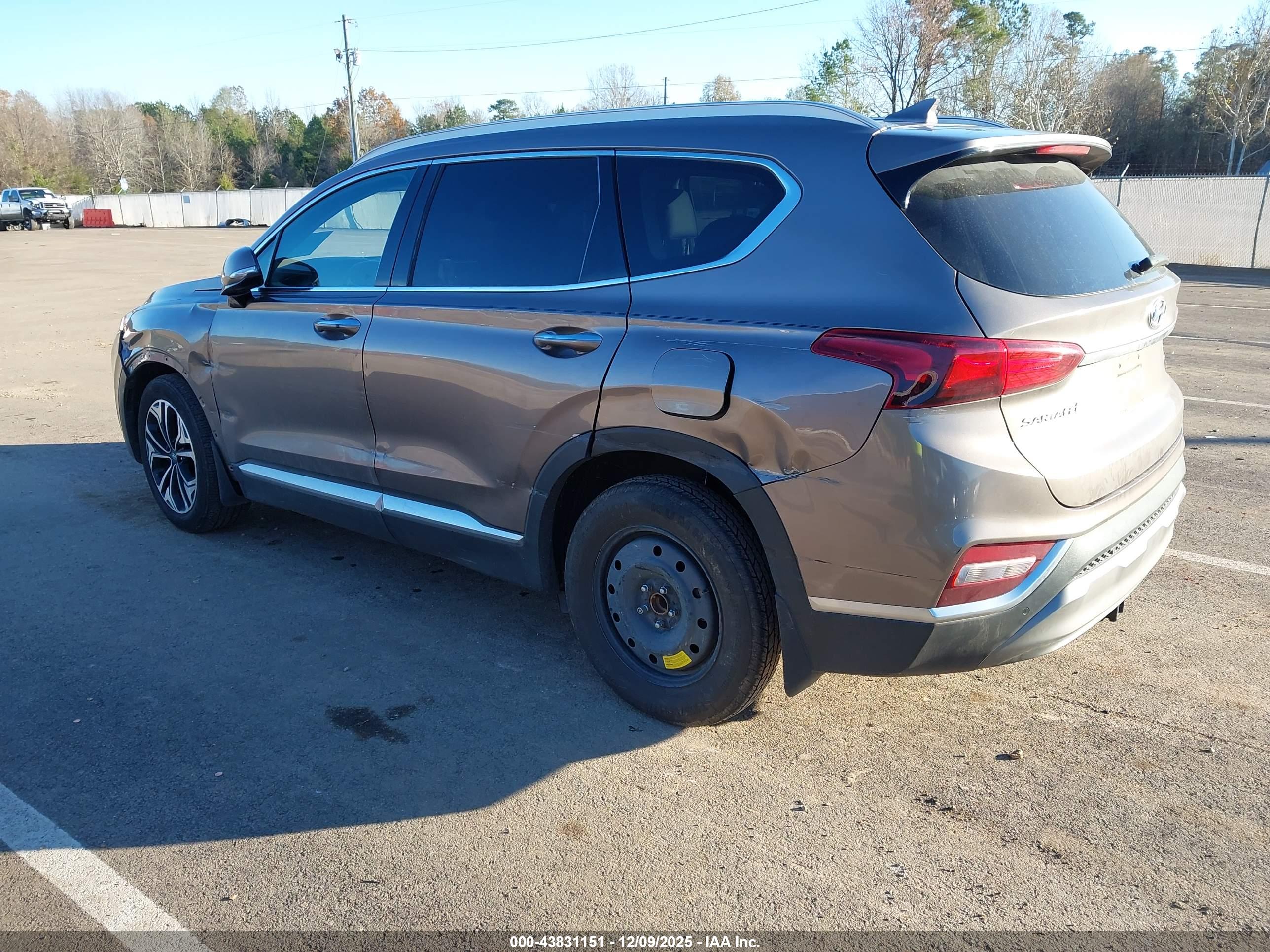 HYUNDAI SANTA image 3