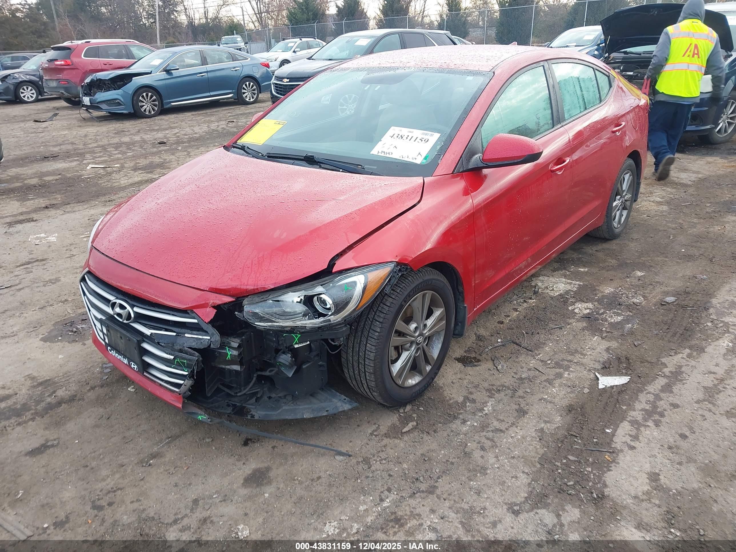 HYUNDAI ELANTRA image 2