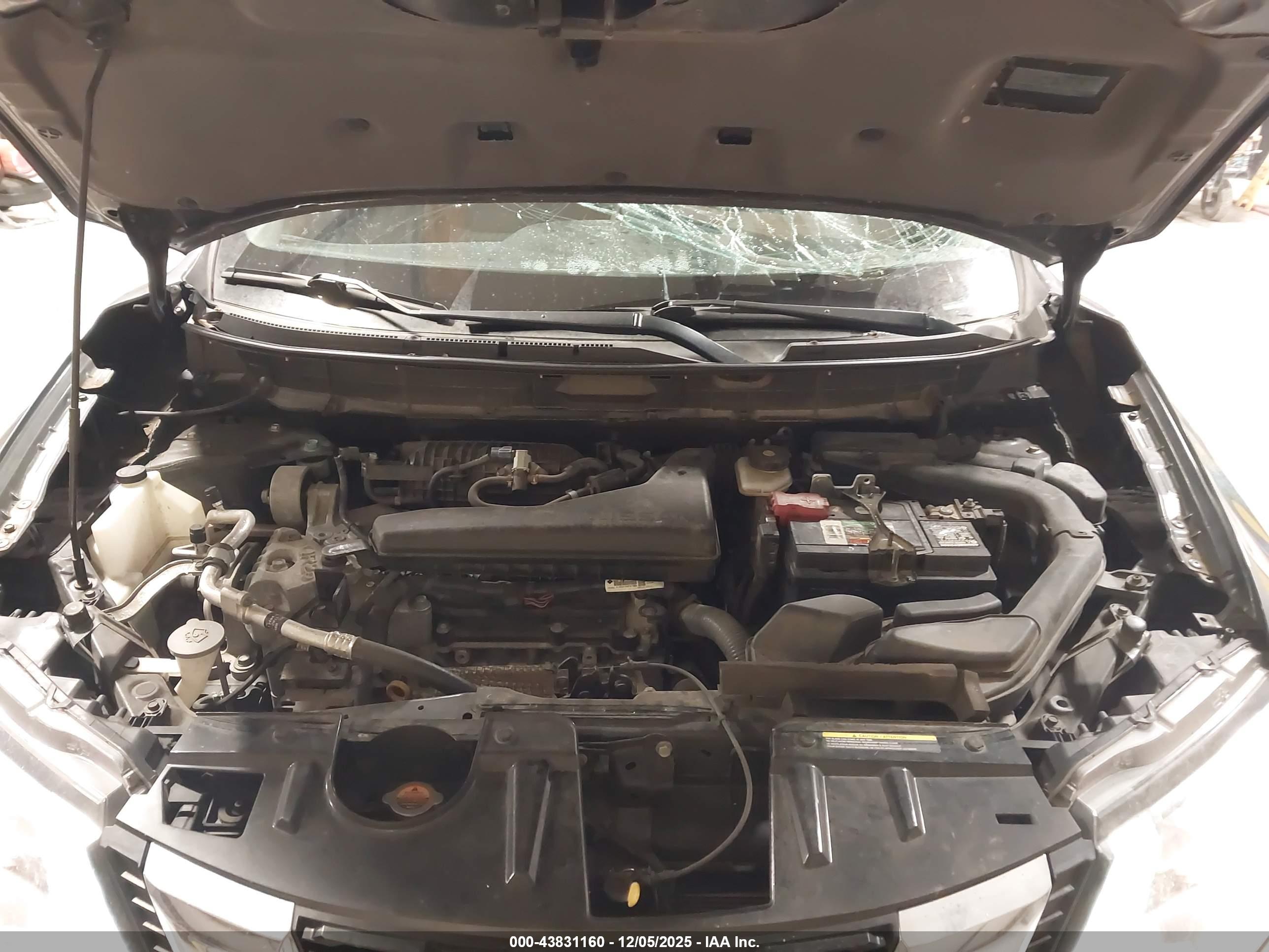 NISSAN ROGUE image 10