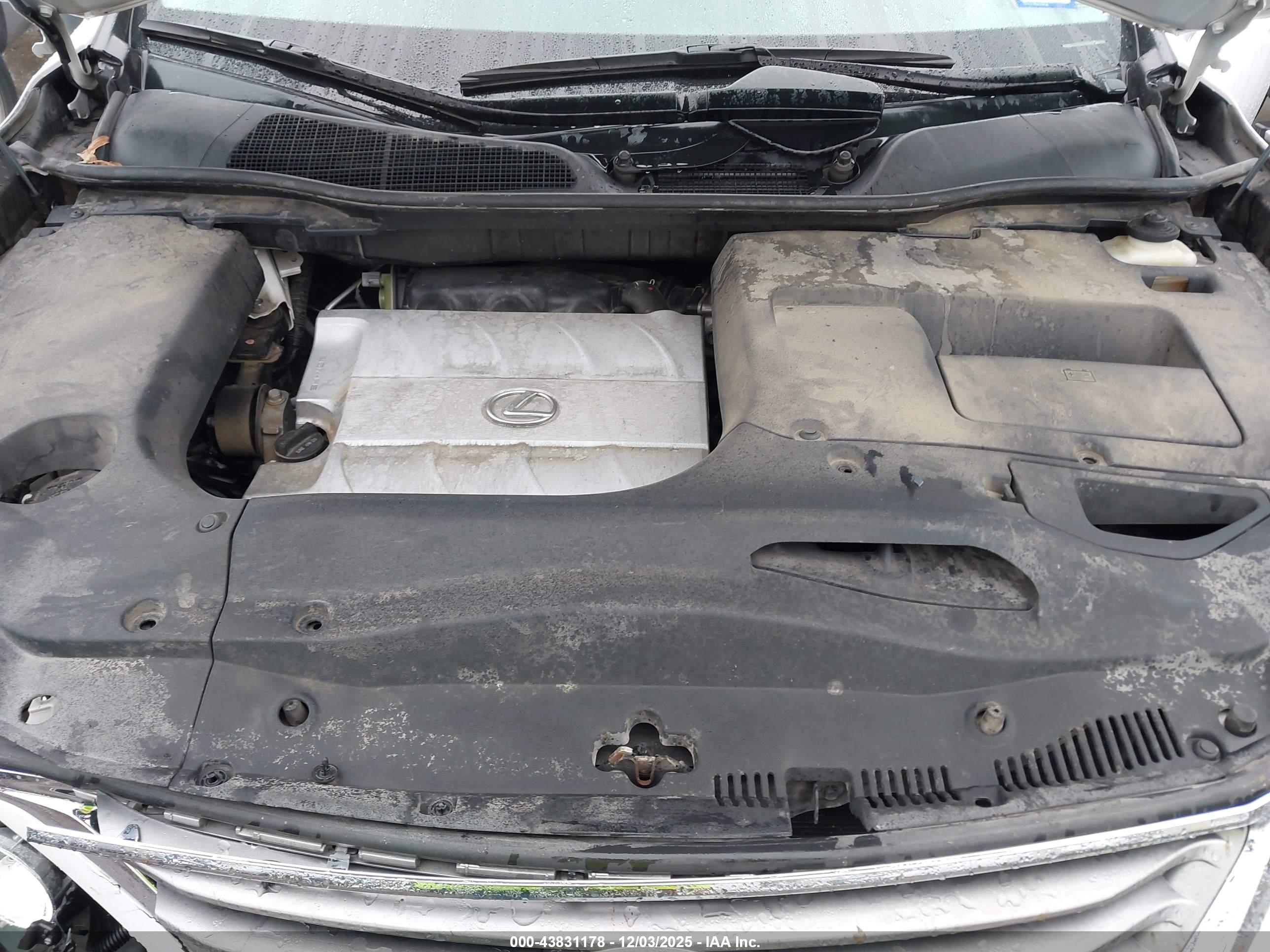 LEXUS RX image 10