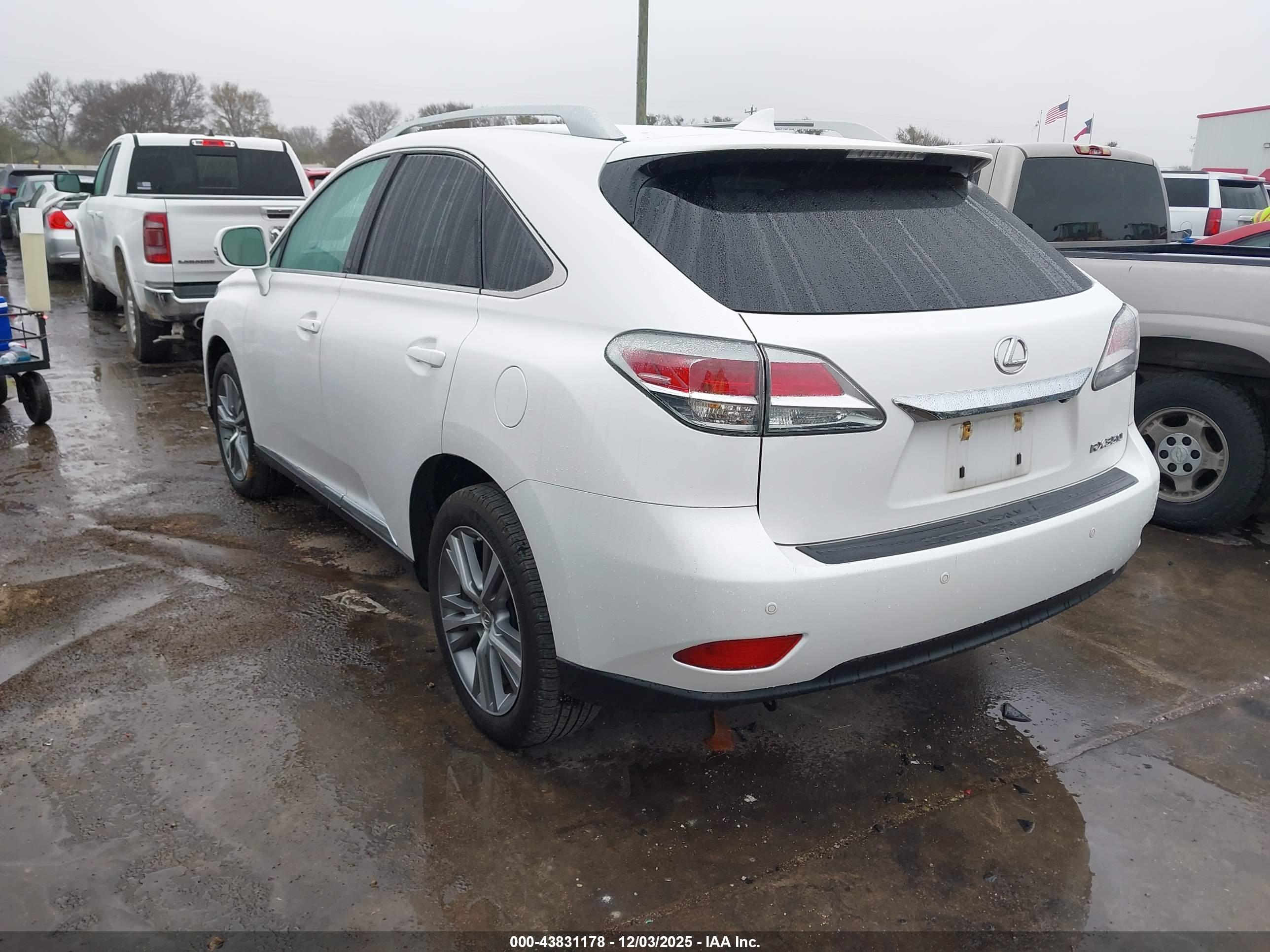 LEXUS RX image 3