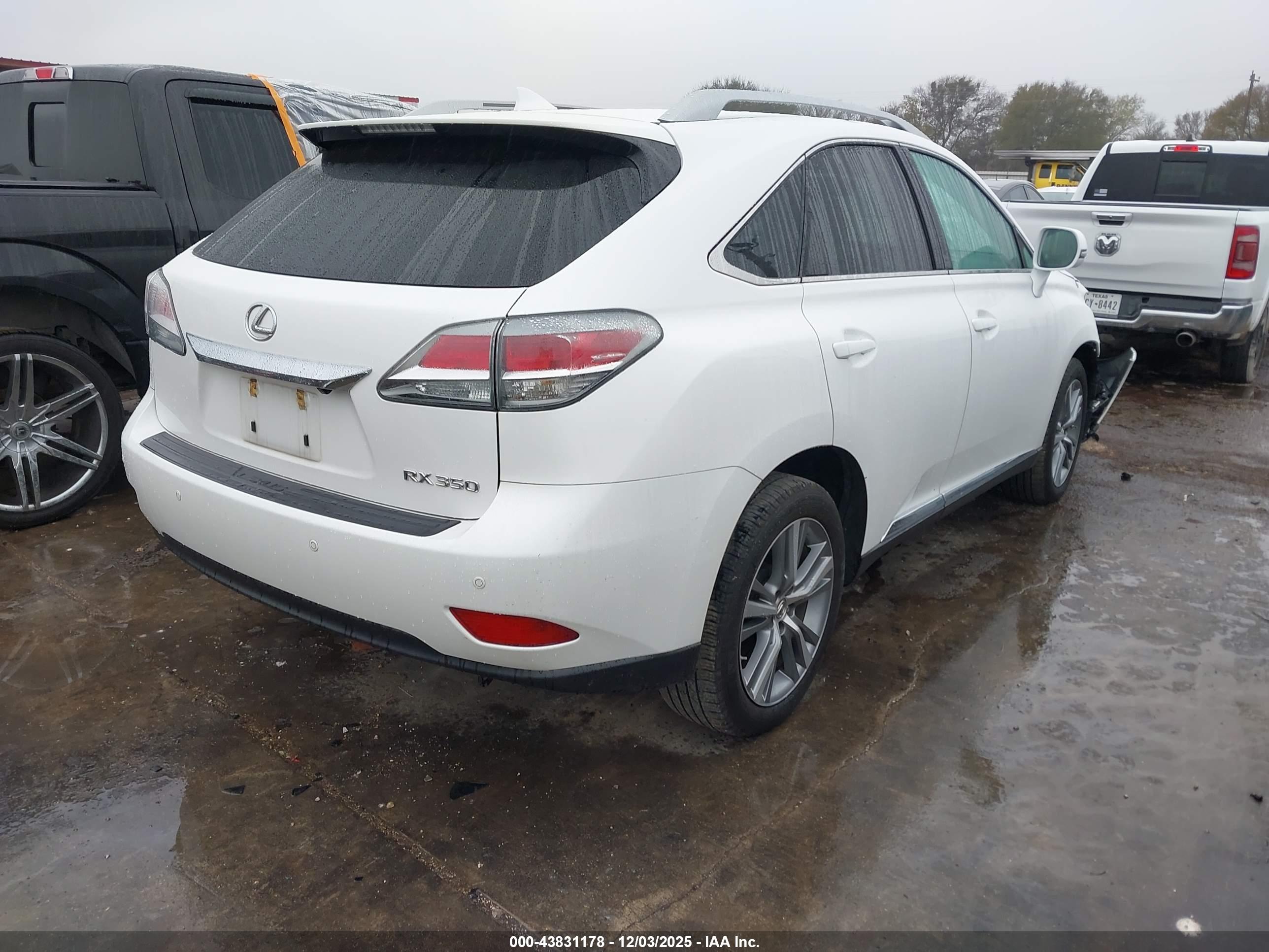 LEXUS RX image 4