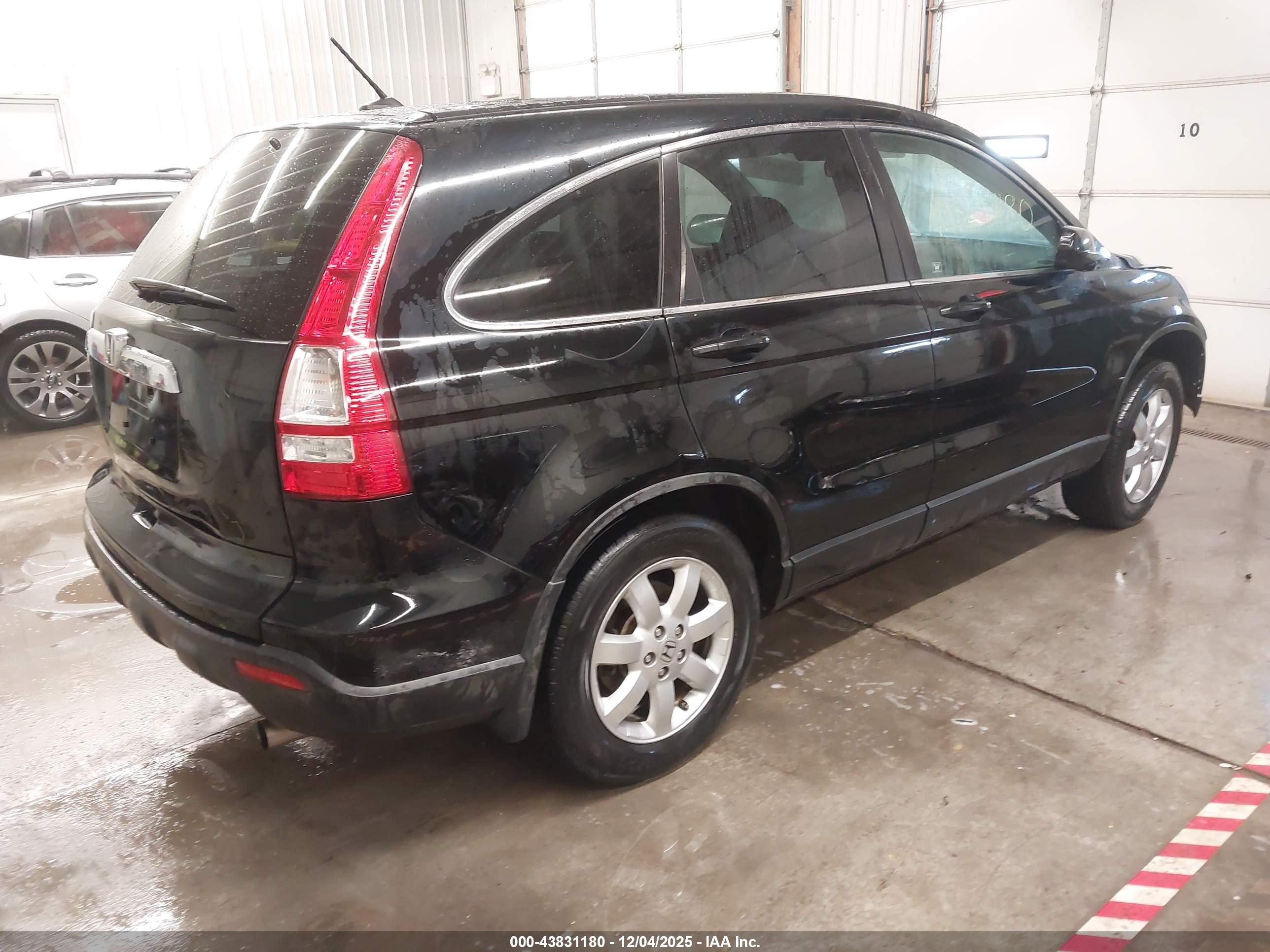 HONDA CR-V image 4
