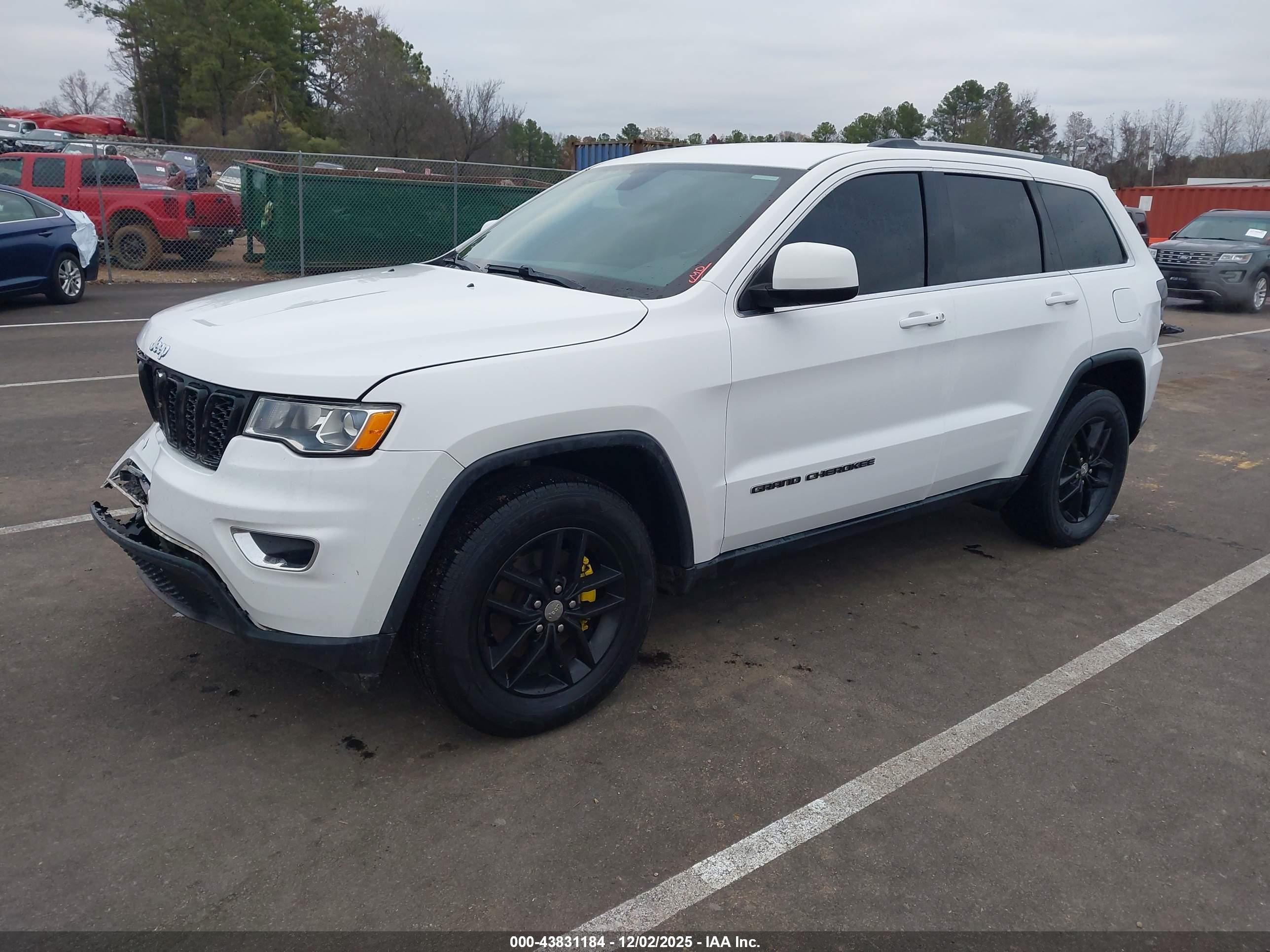 JEEP GRAND image 2