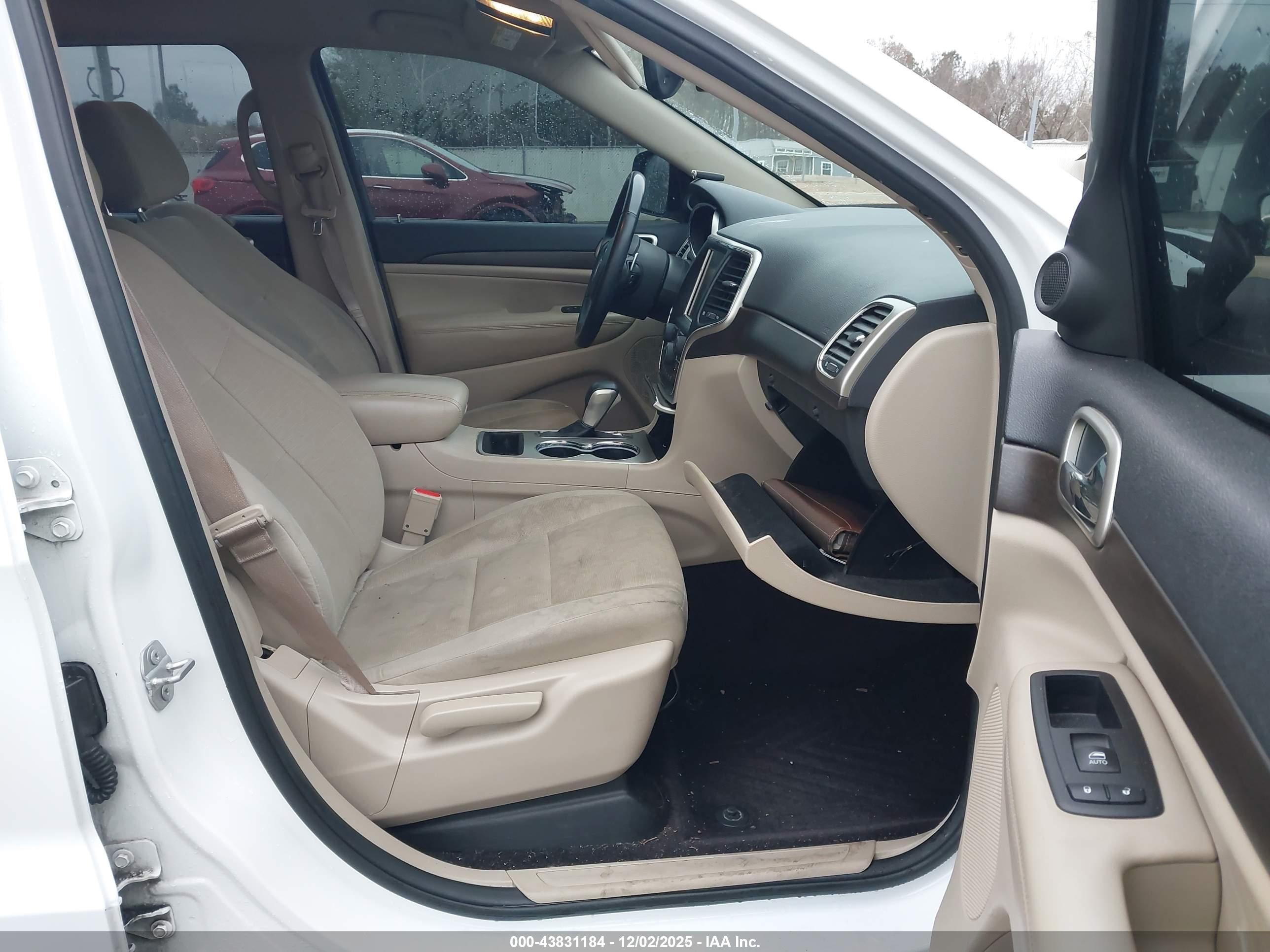JEEP GRAND image 5