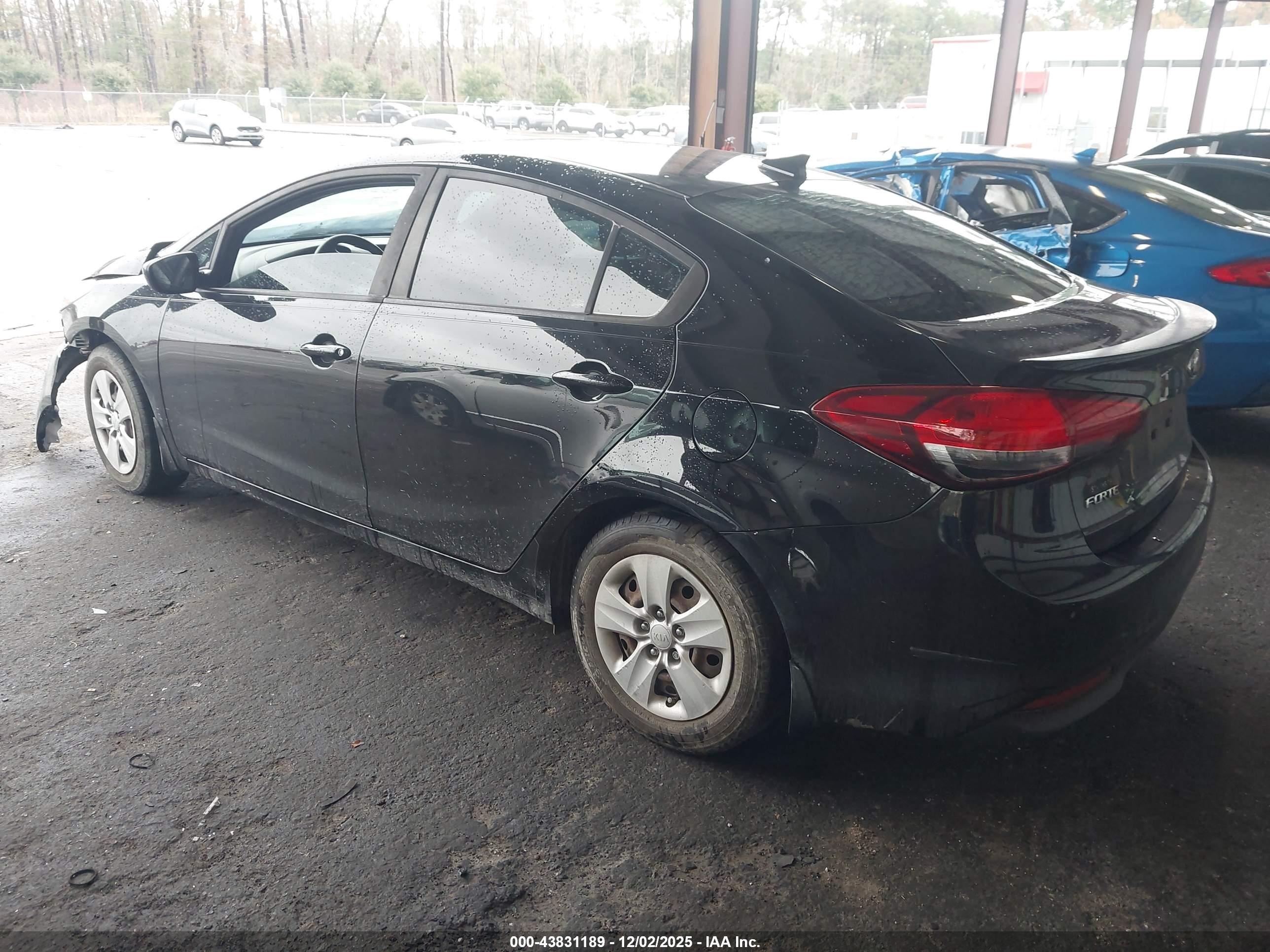 KIA FORTE image 3