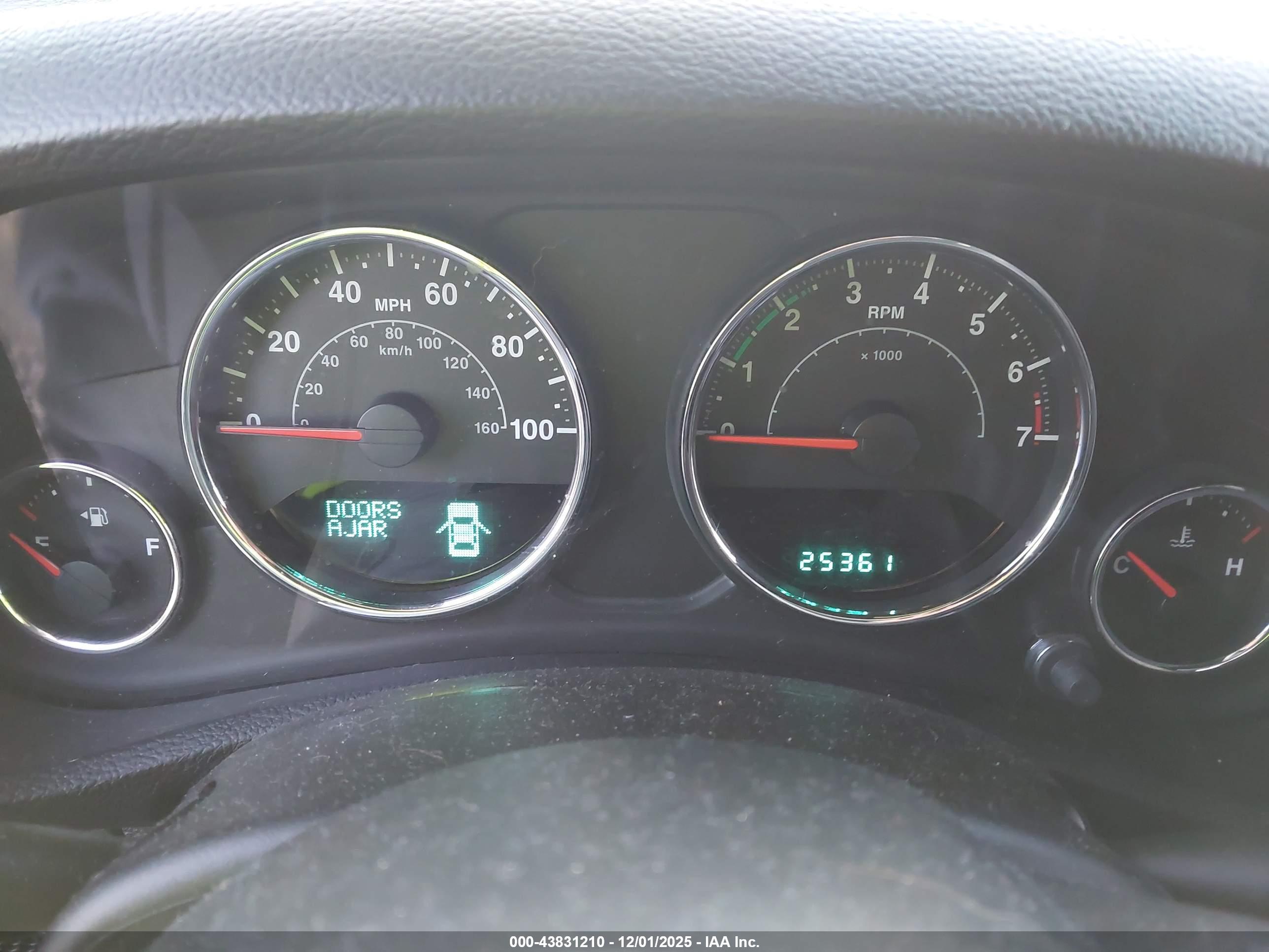 JEEP WRANGLER image 7