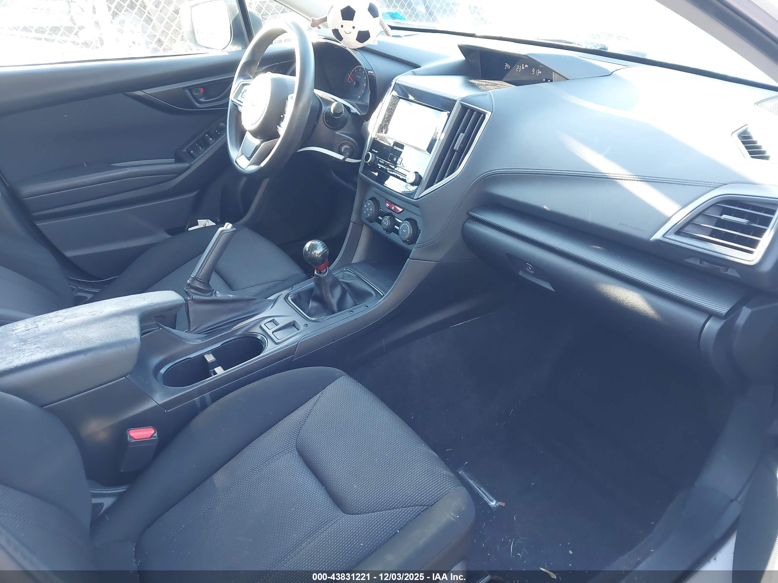 SUBARU IMPREZA image 5