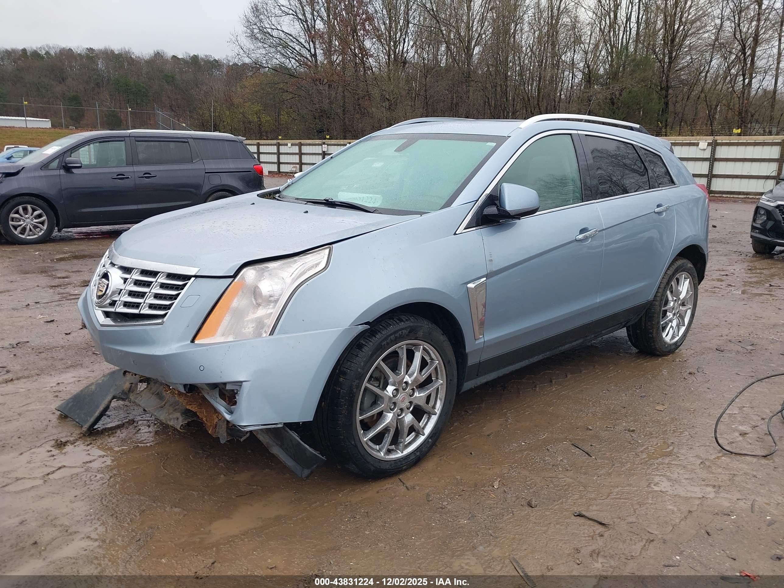 CADILLAC SRX image 2