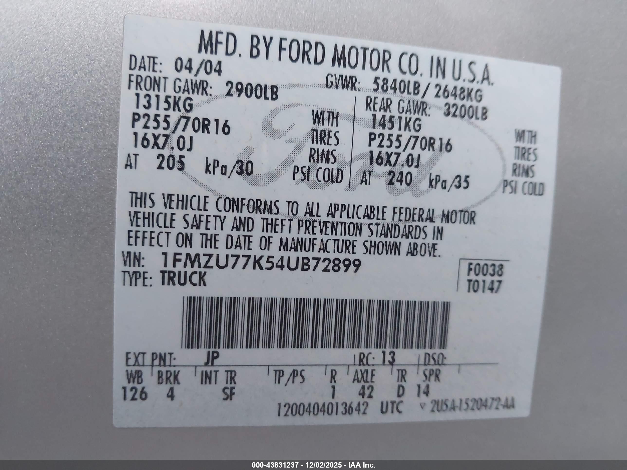 FORD EXPLORER image 9