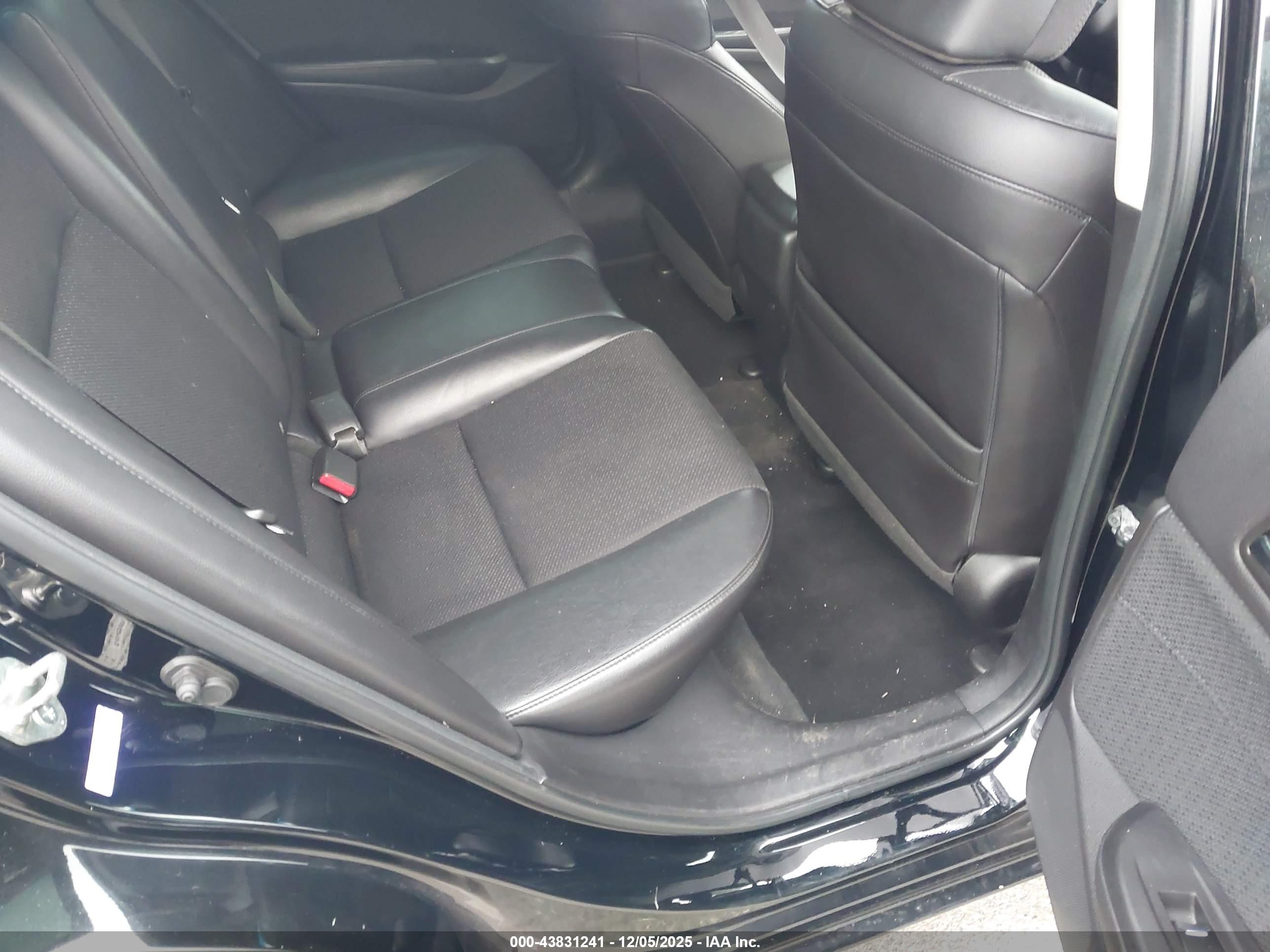 ACURA ILX image 8