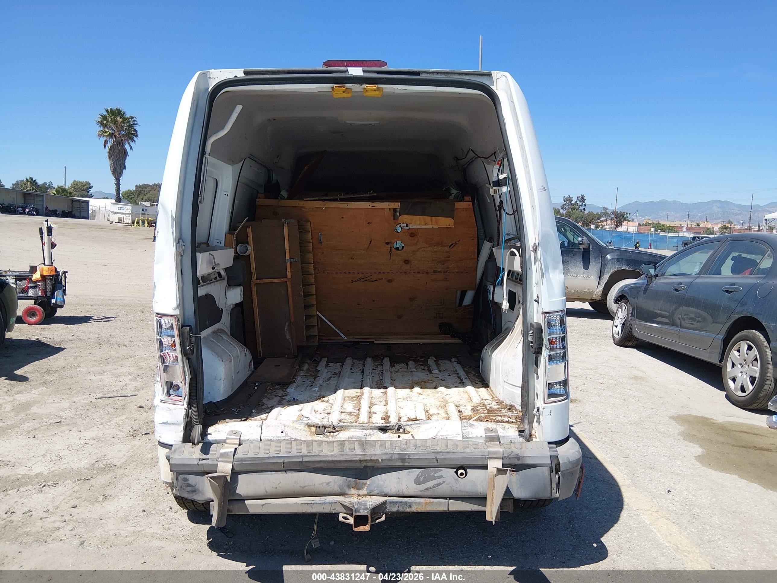 FORD TRANSIT image 6