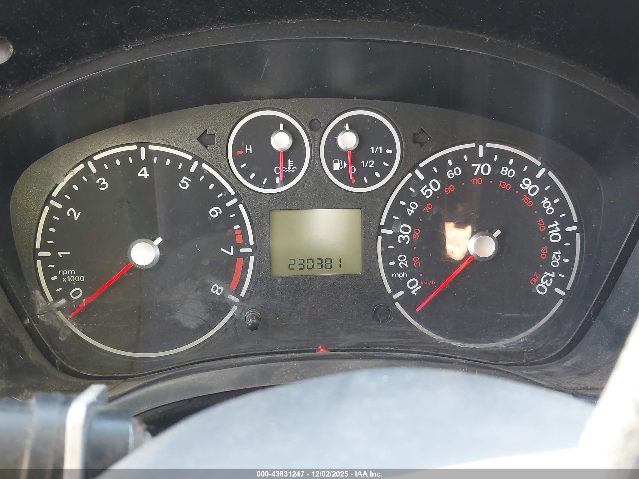 FORD TRANSIT image 7