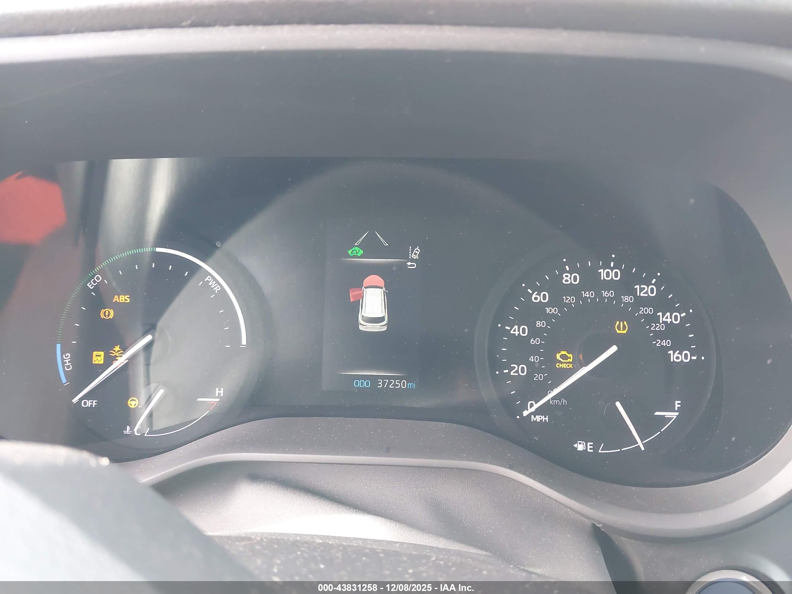 TOYOTA SIENNA image 7