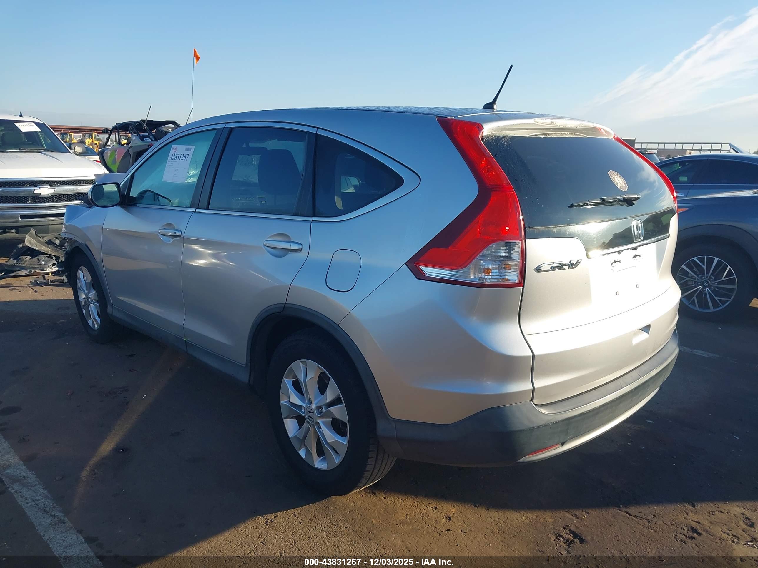 HONDA CR-V image 3