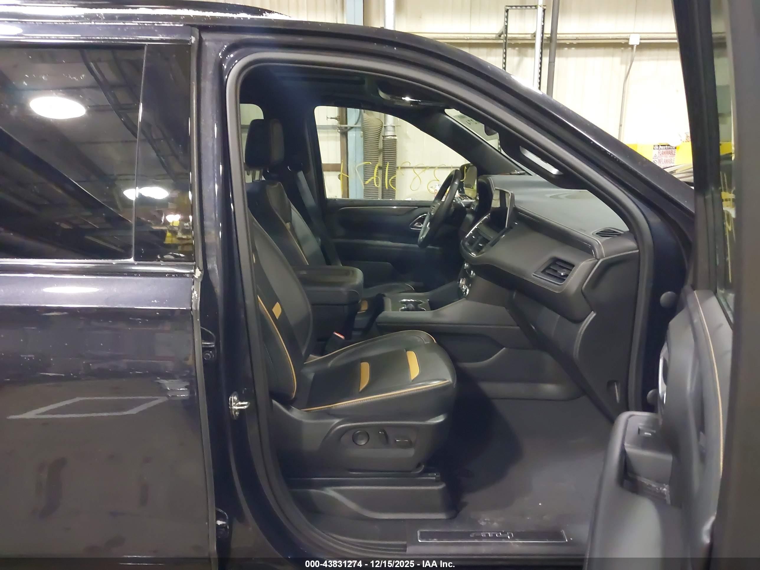 GMC YUKON image 5