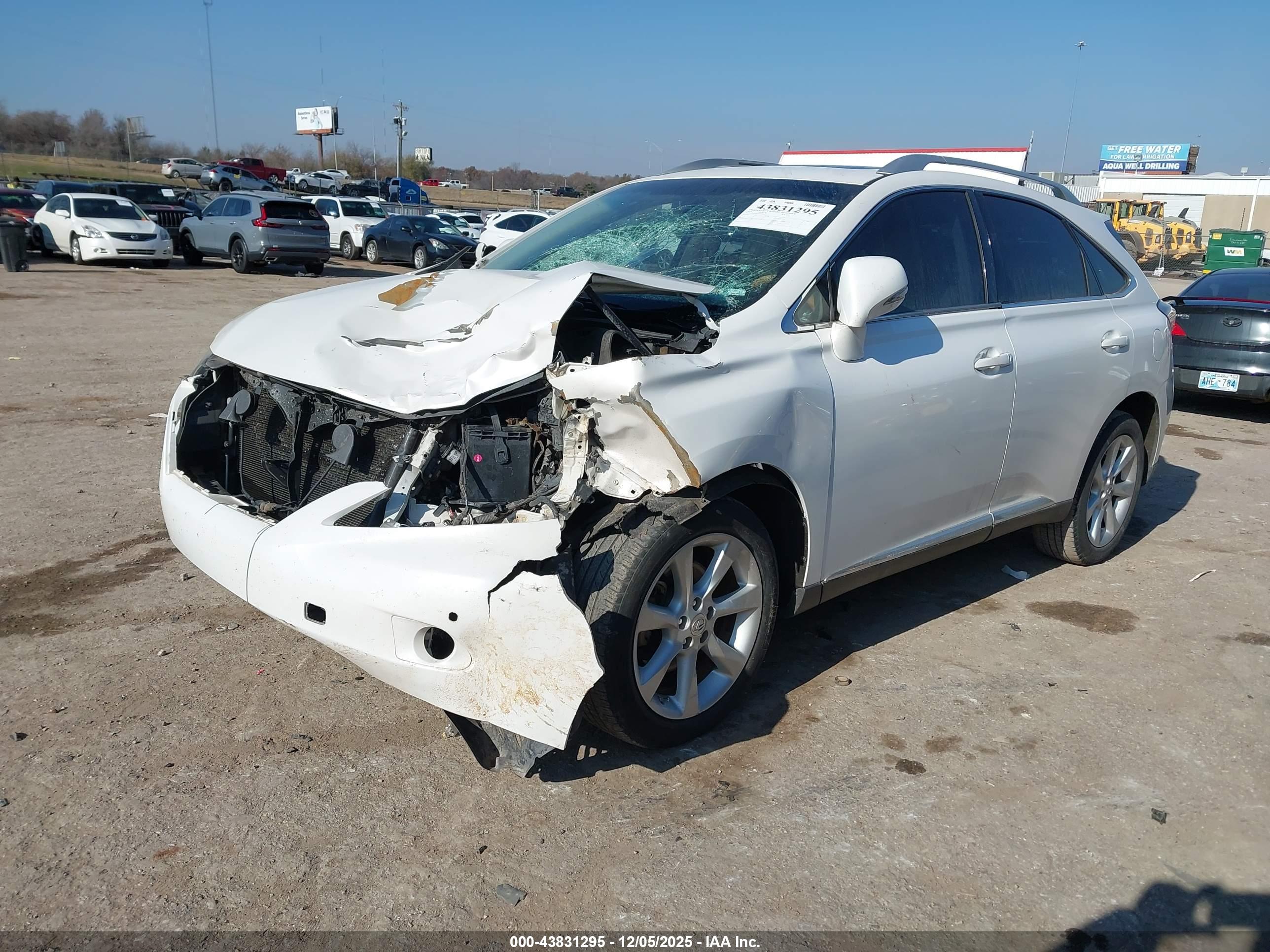 LEXUS RX image 2