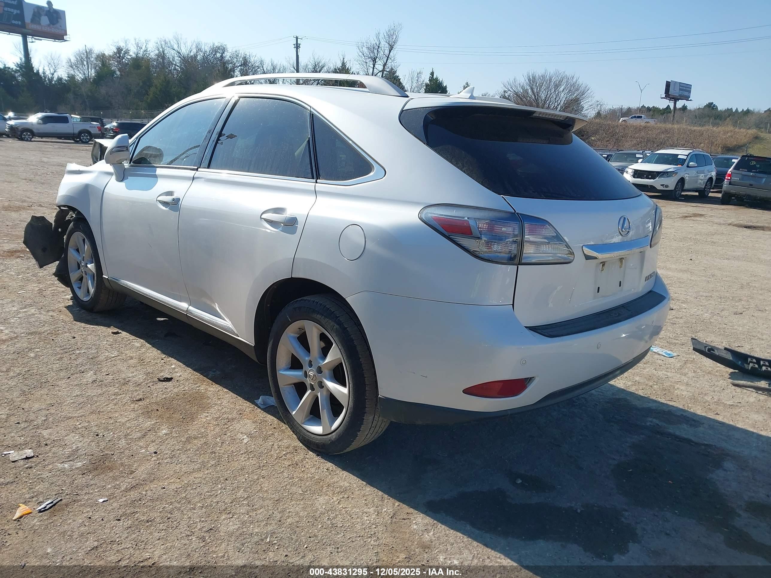 LEXUS RX image 3