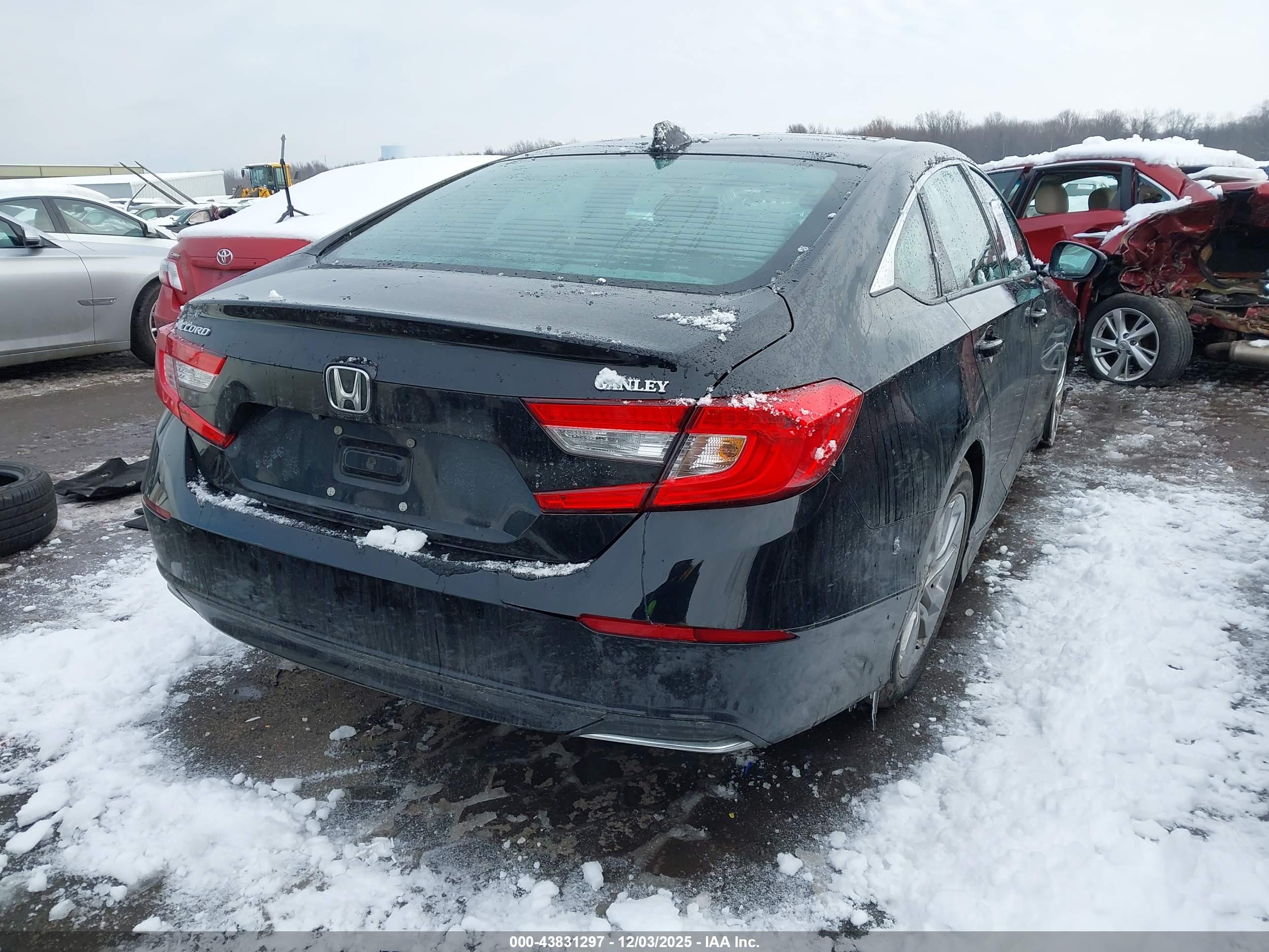 HONDA ACCORD image 4