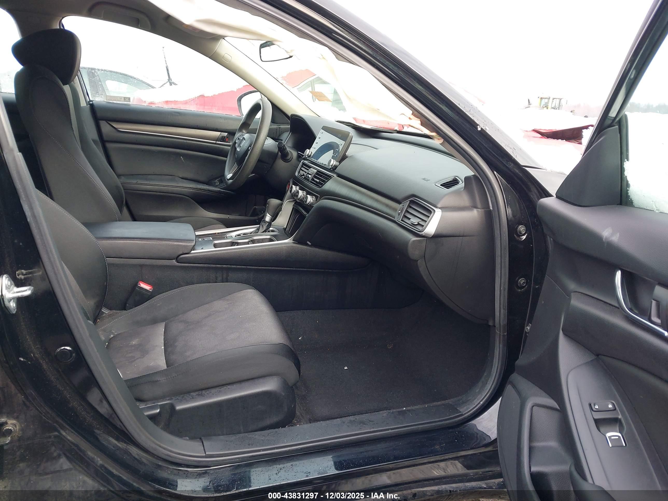 HONDA ACCORD image 5