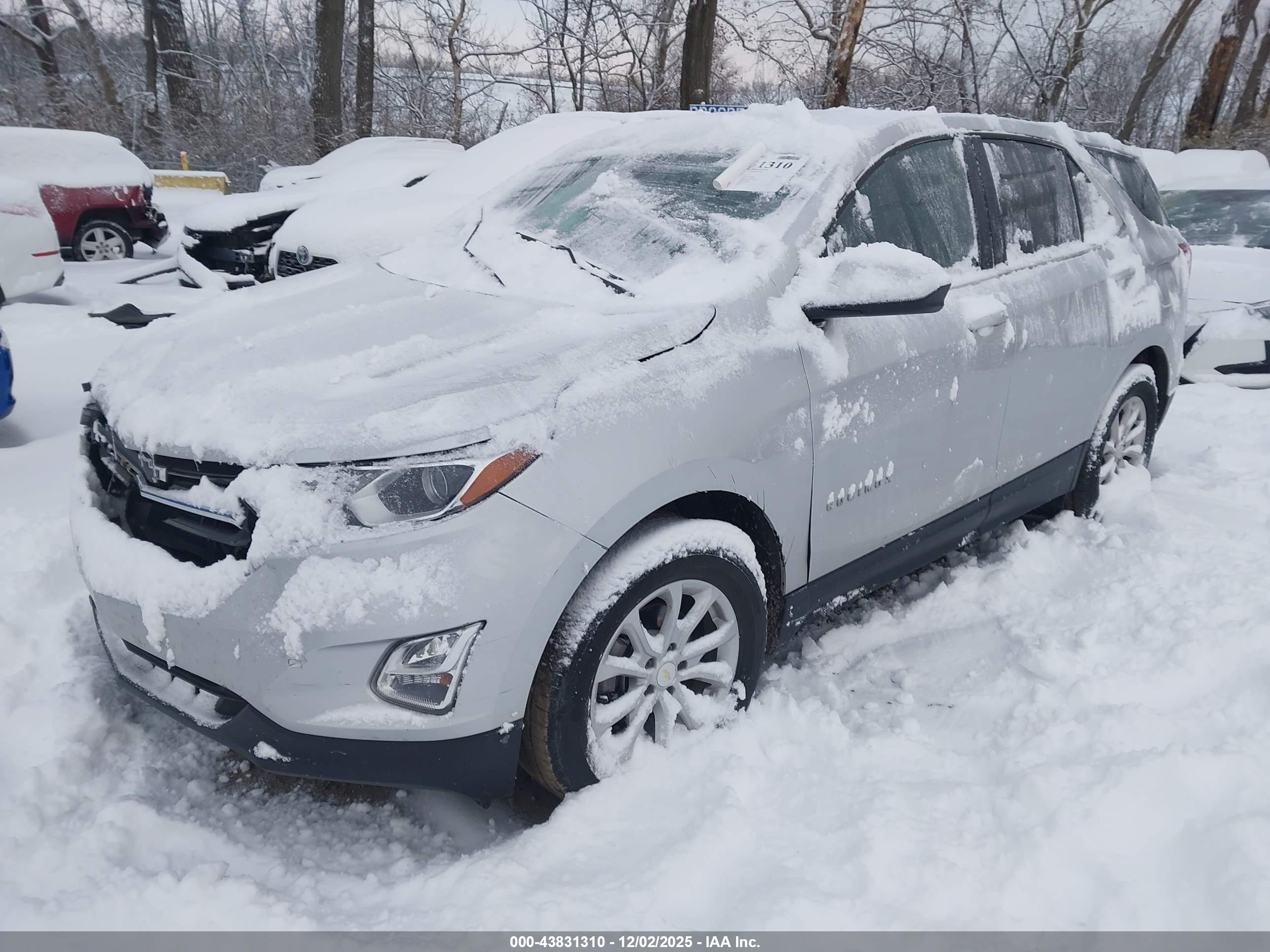 CHEVROLET EQUINOX image 2