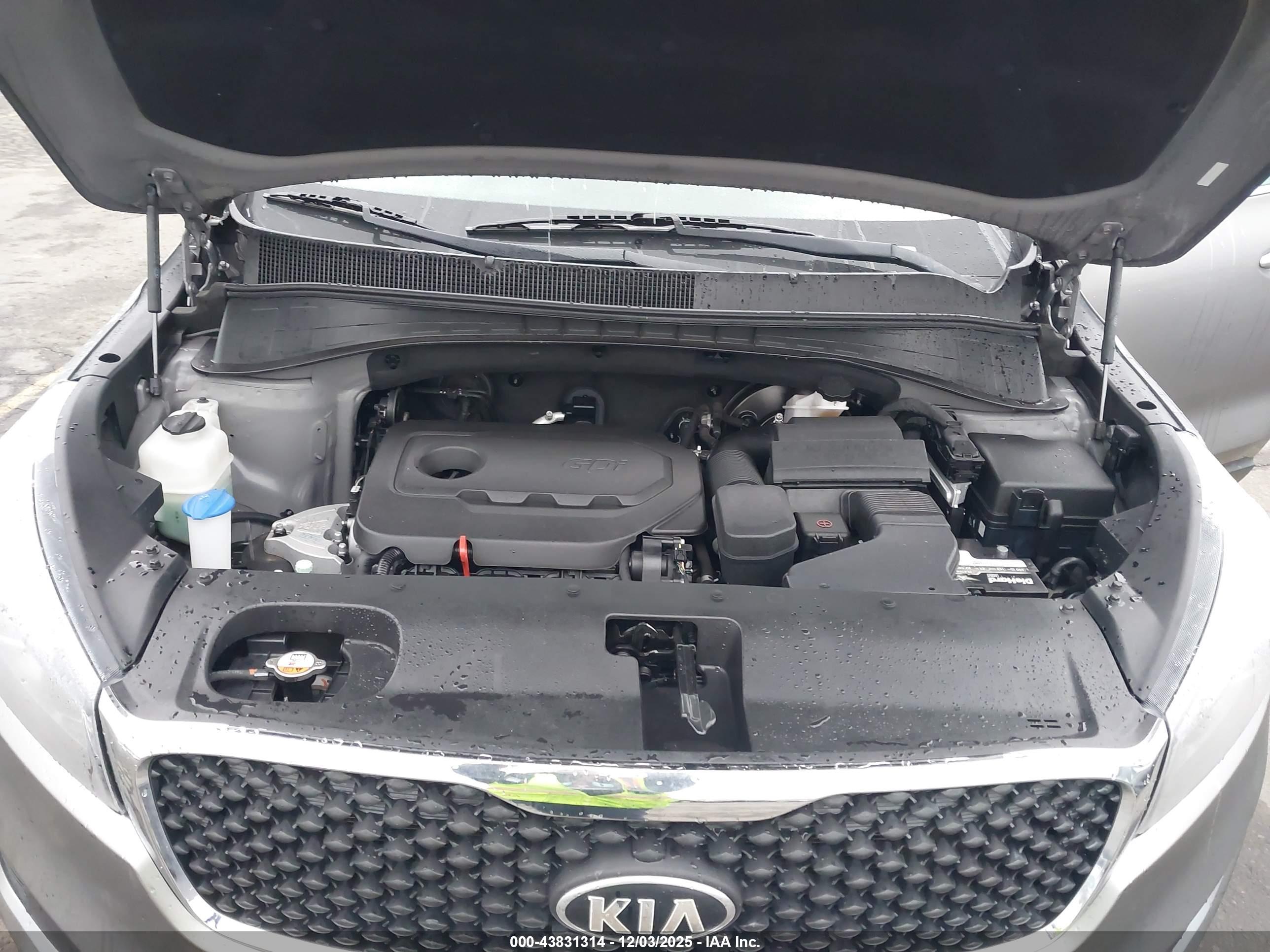KIA SORENTO image 10
