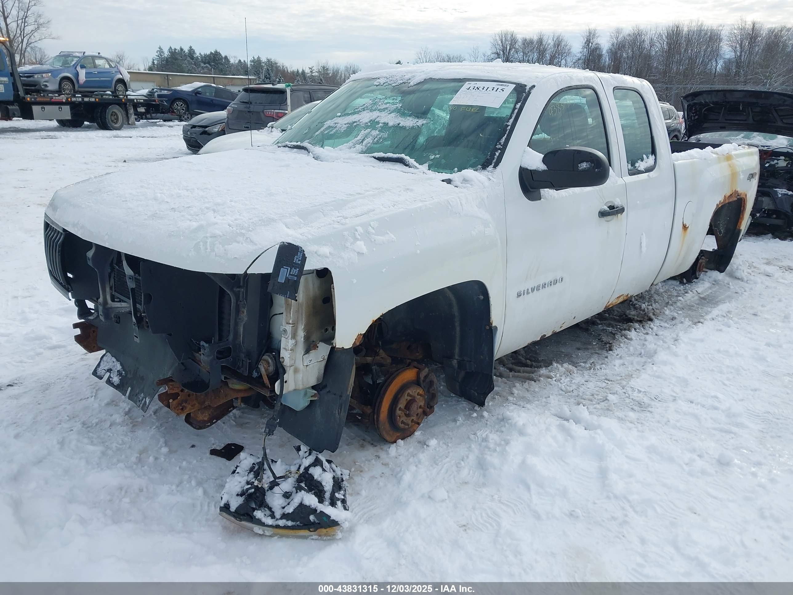 CHEVROLET SILVERADO image 2