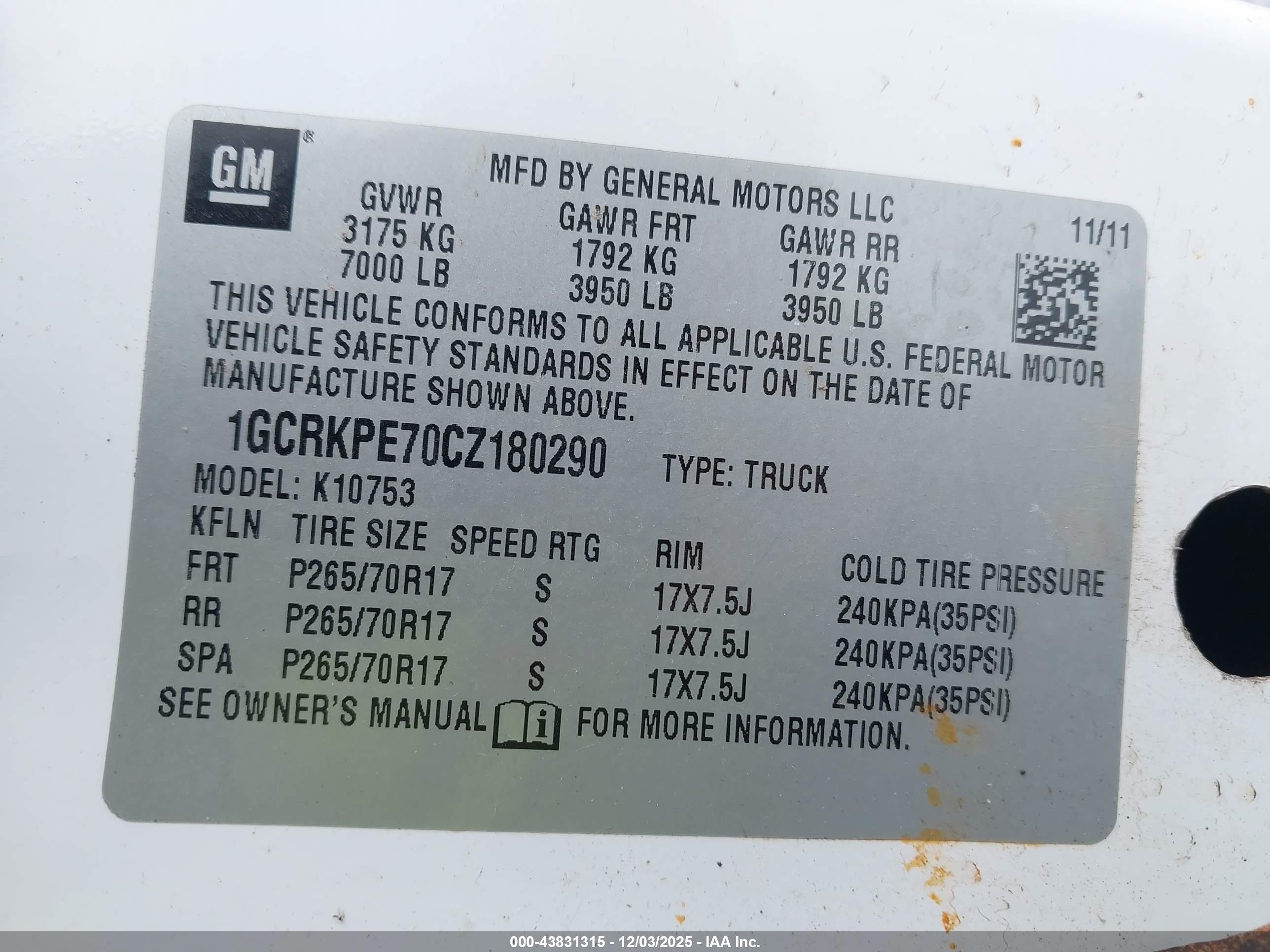 CHEVROLET SILVERADO image 9