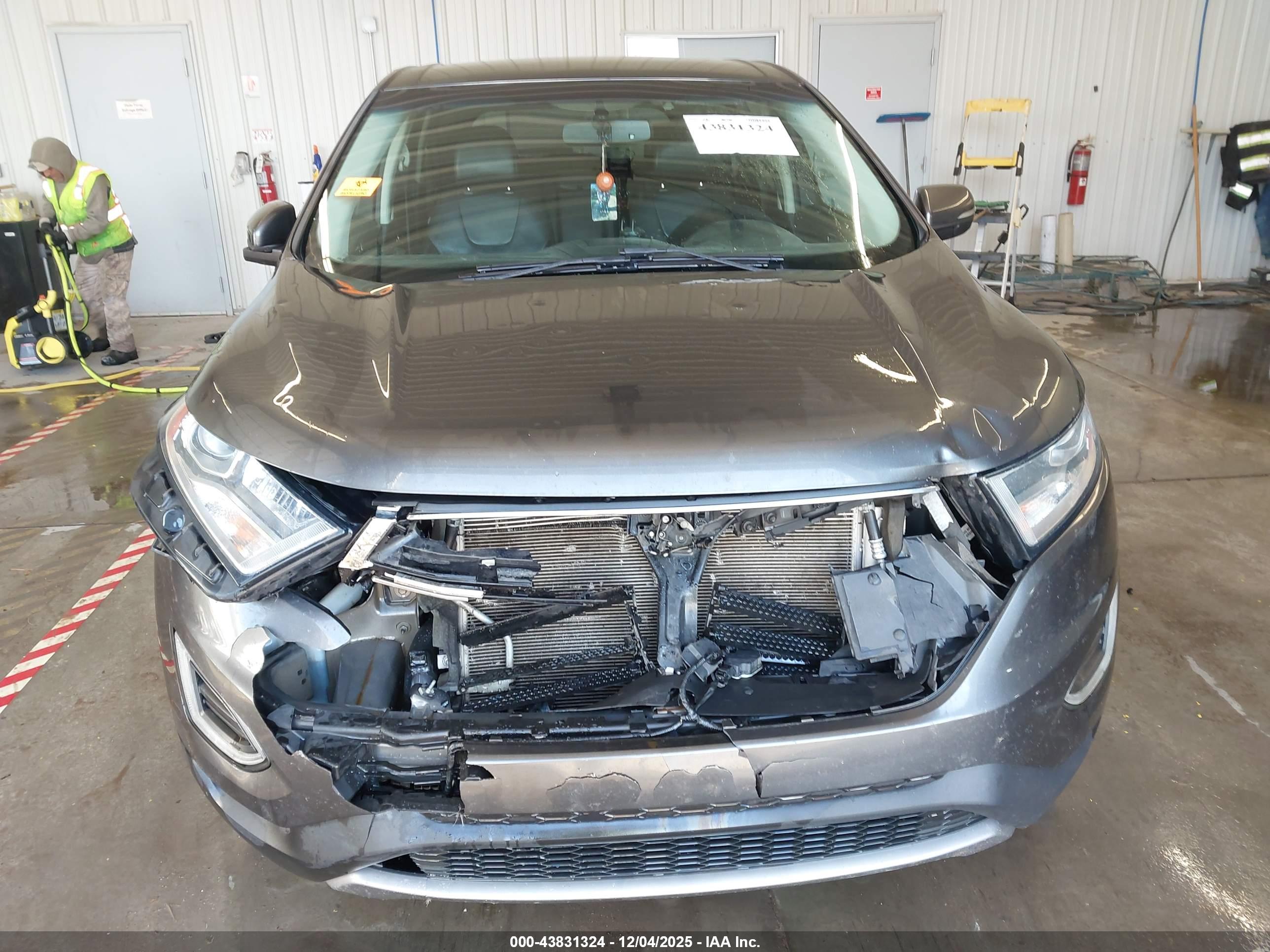 FORD EDGE image 6