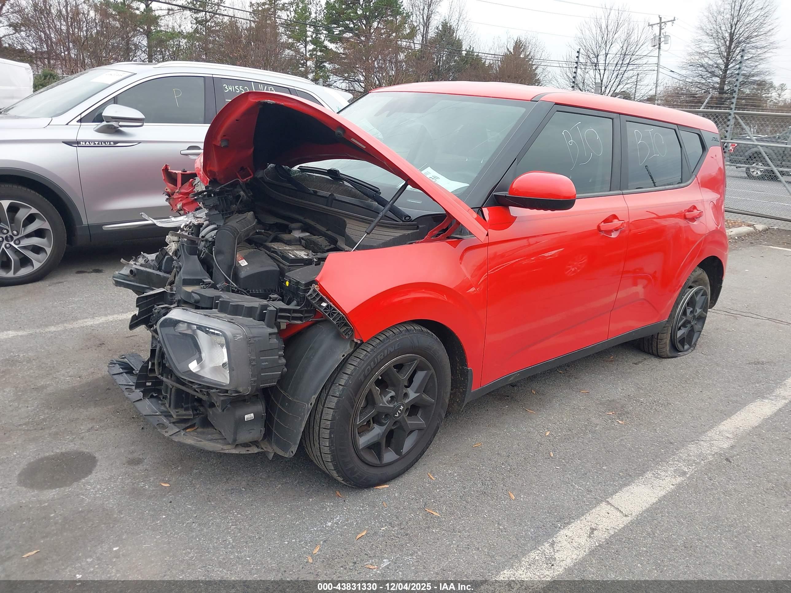 KIA SOUL image 2