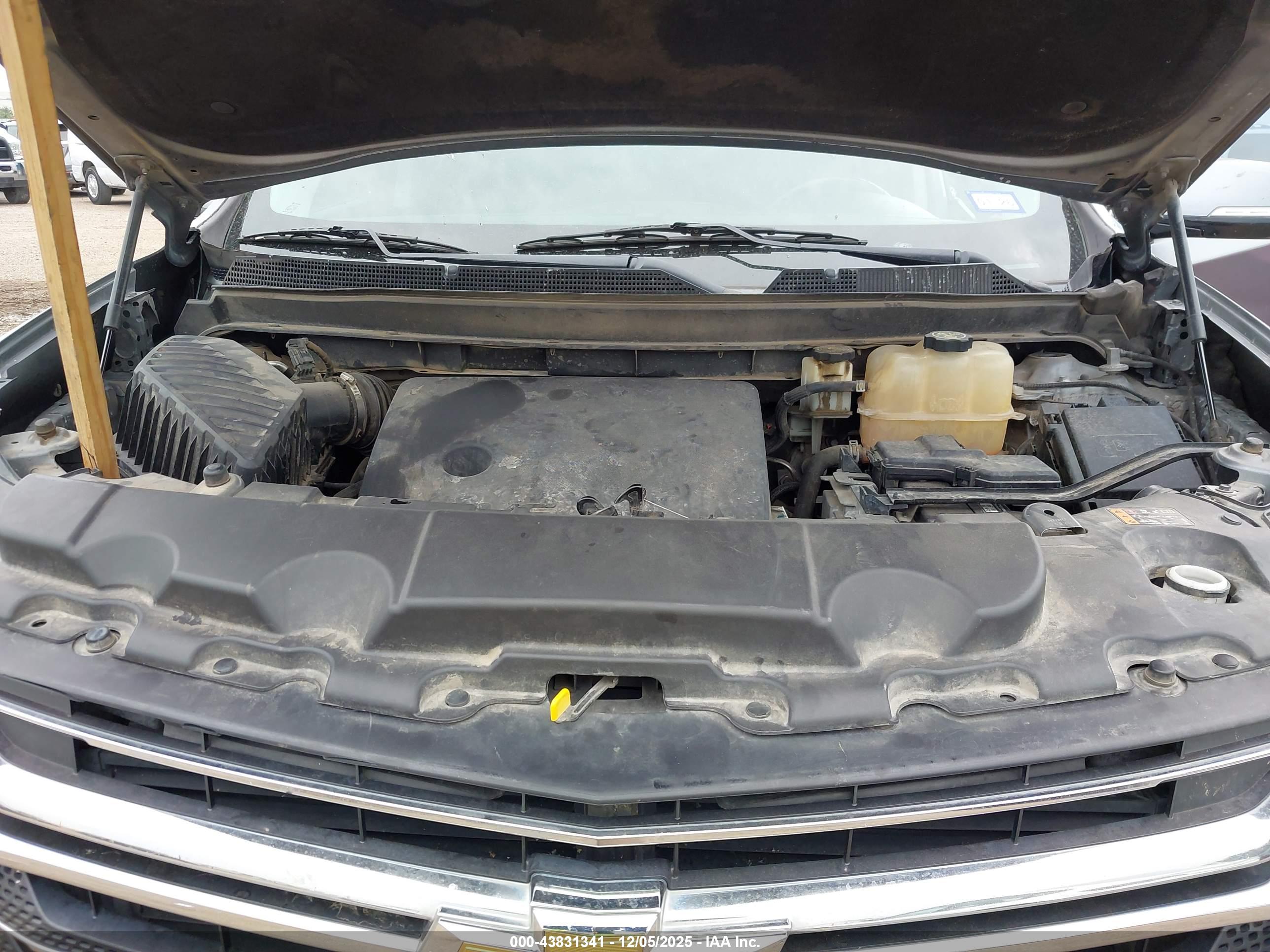 CHEVROLET TRAVERSE image 10