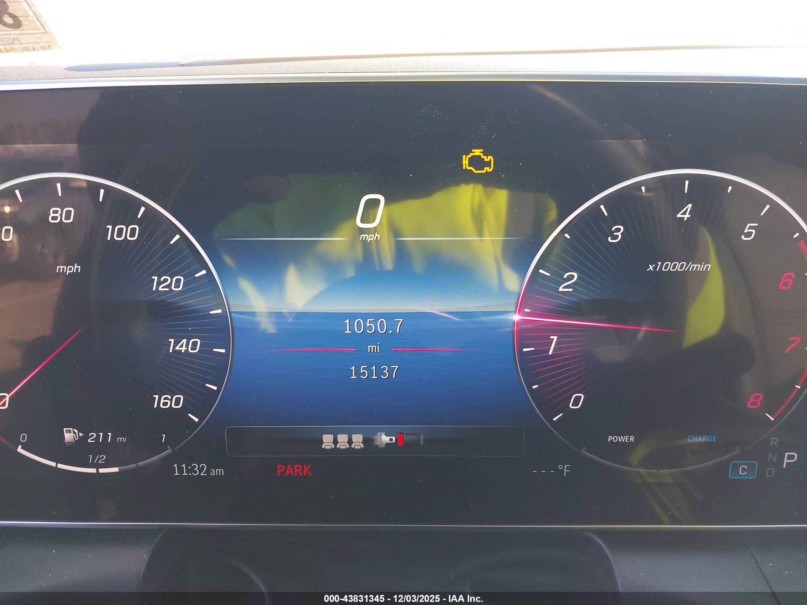 MERCEDES-BENZ GLC image 7