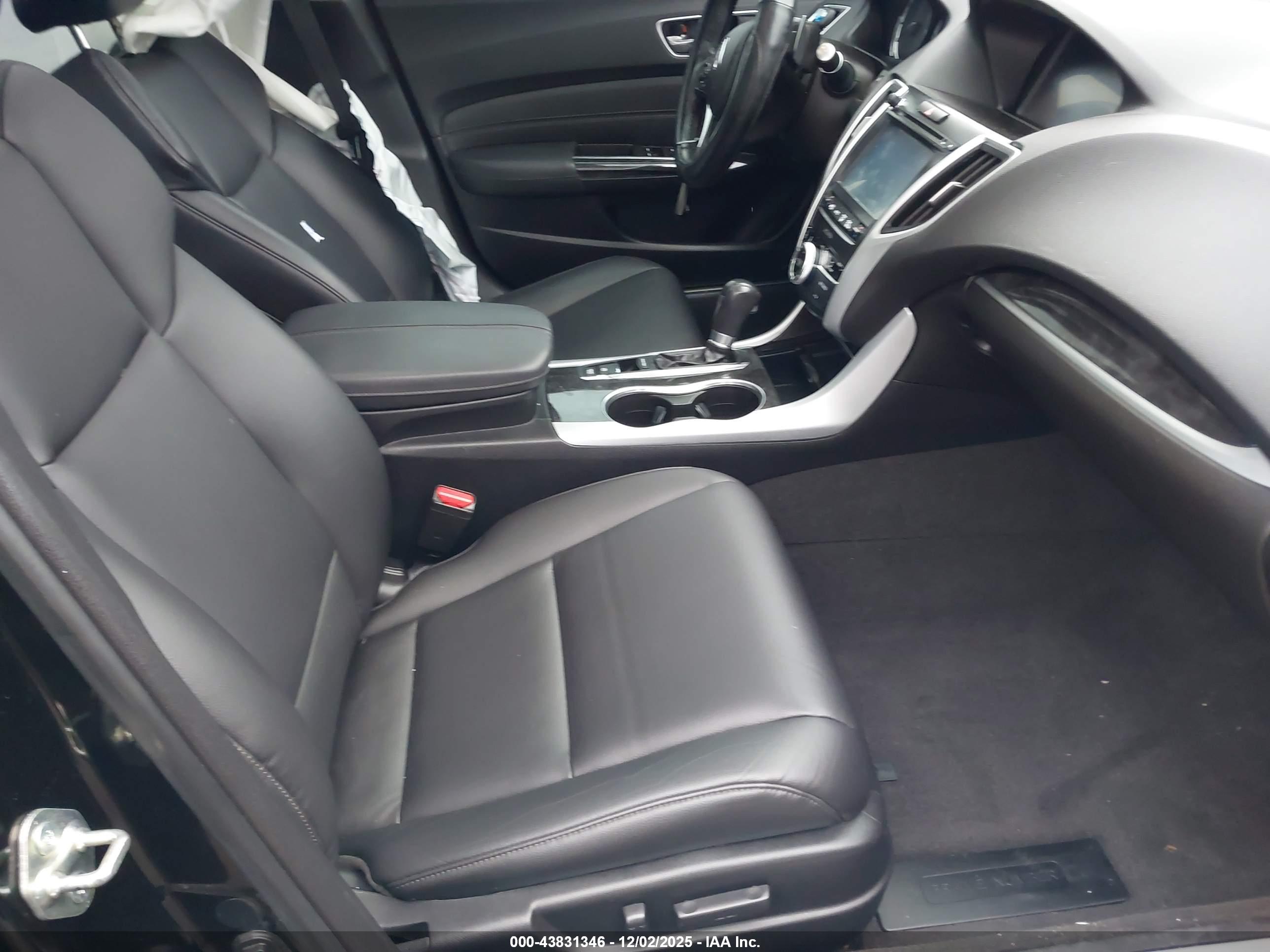ACURA TLX image 5