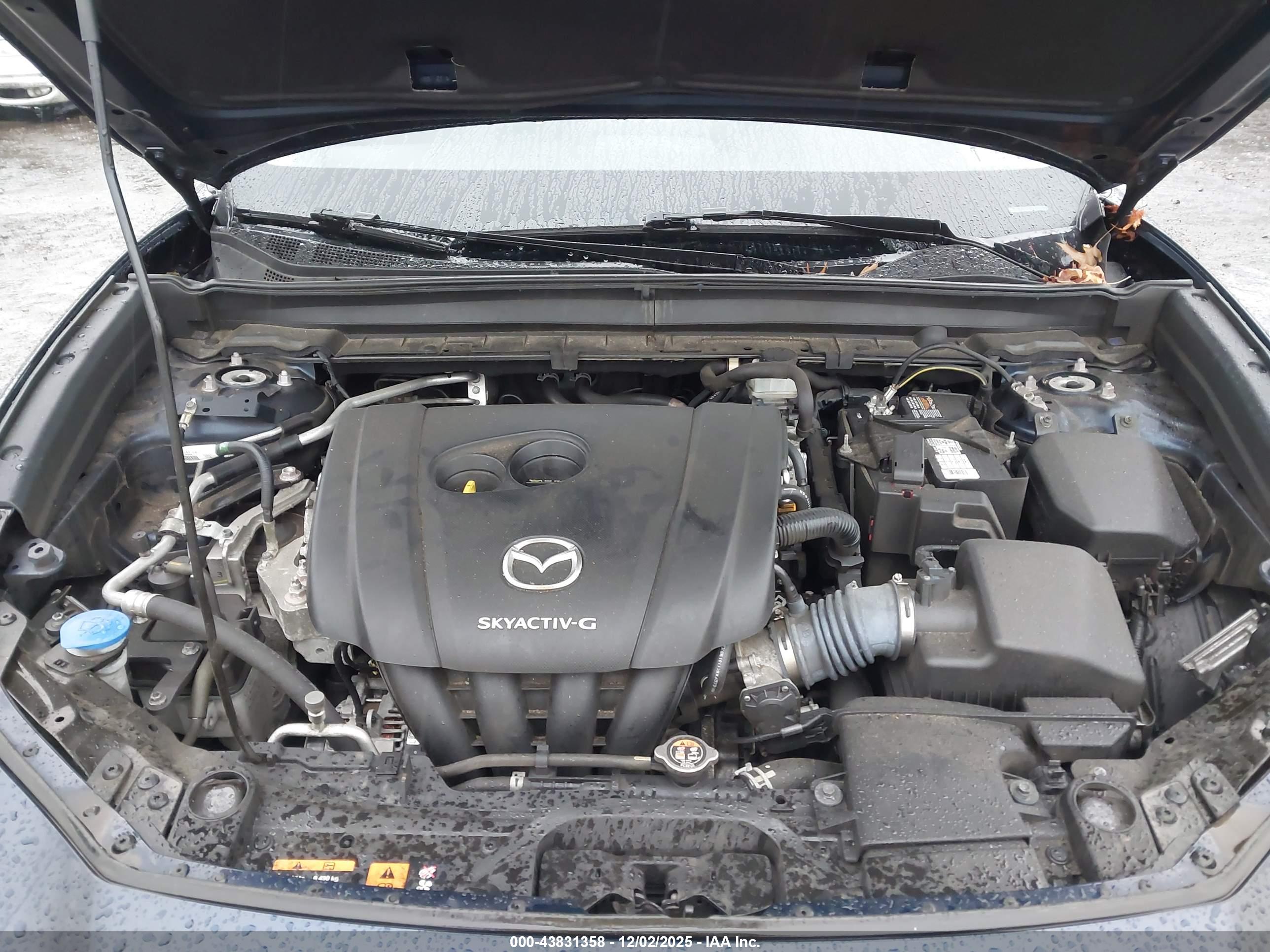MAZDA CX-30 image 10