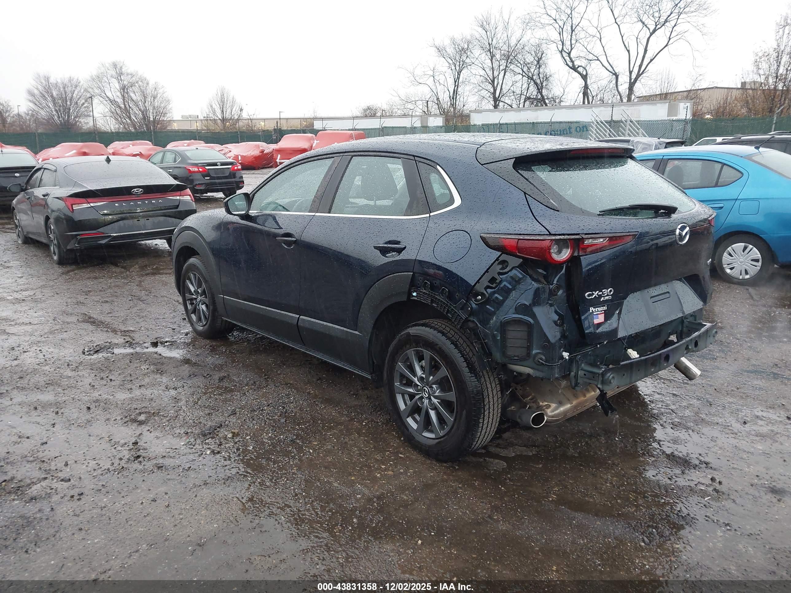MAZDA CX-30 image 3