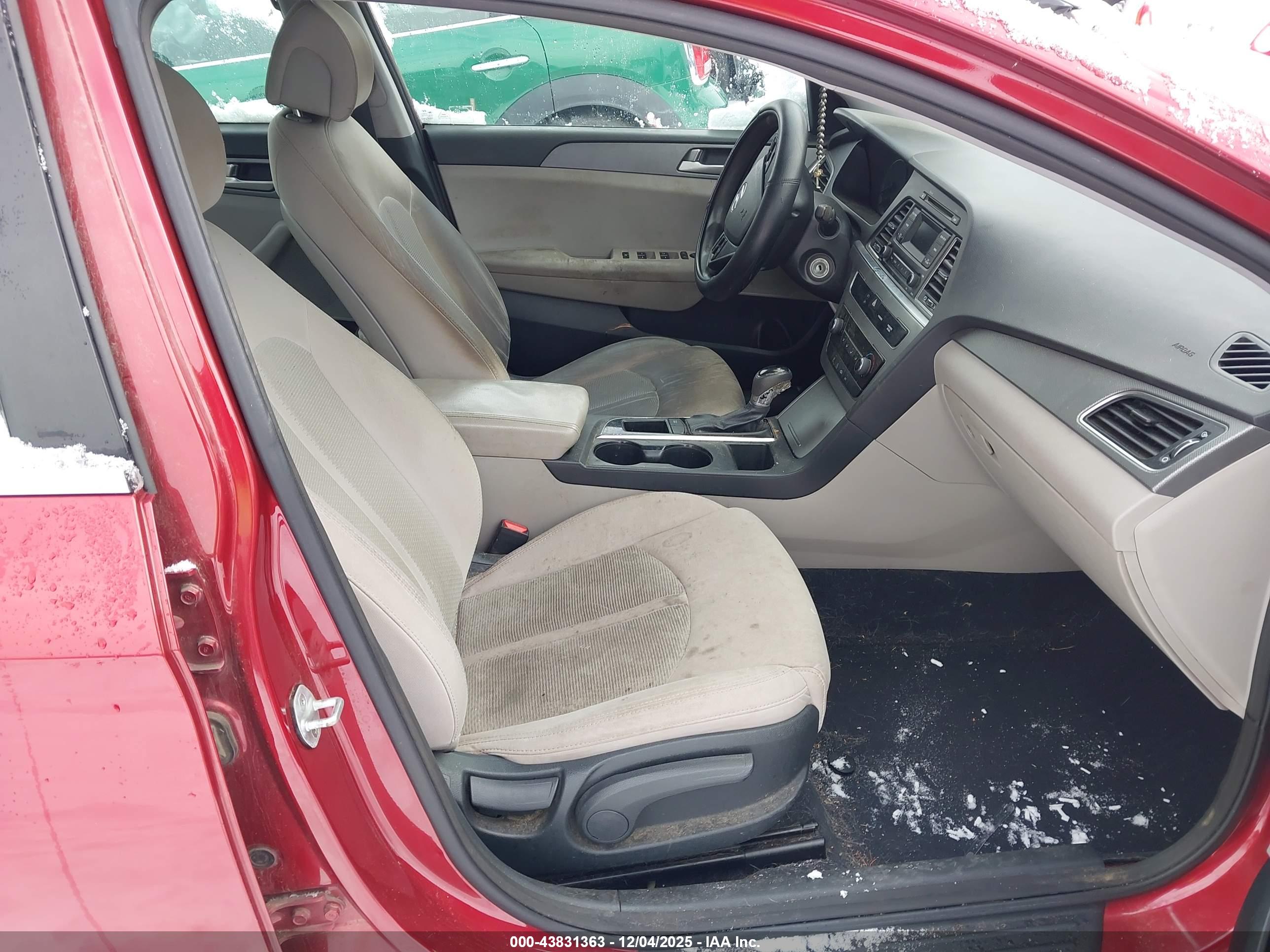 HYUNDAI SONATA image 5