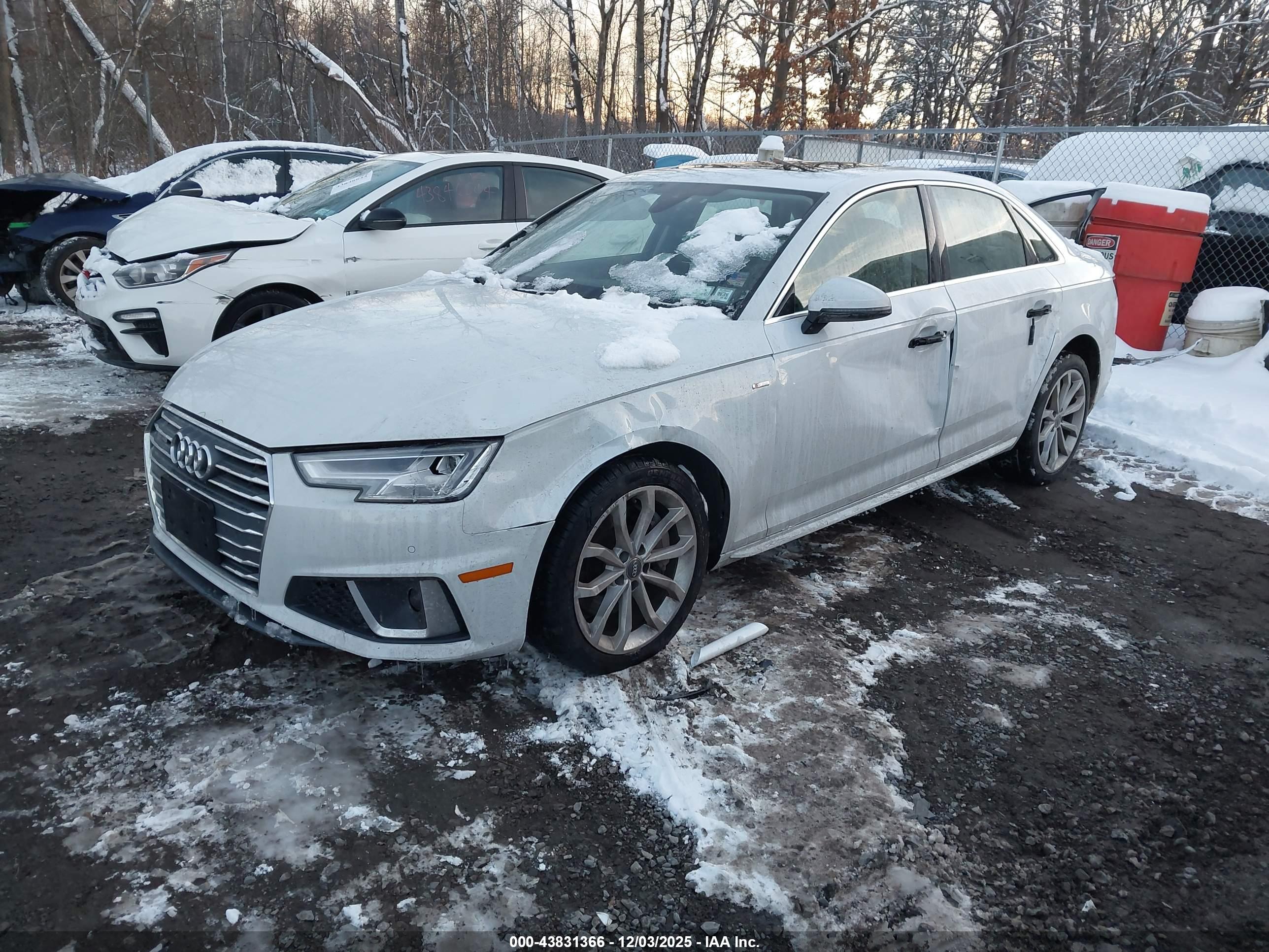AUDI A4 image 2
