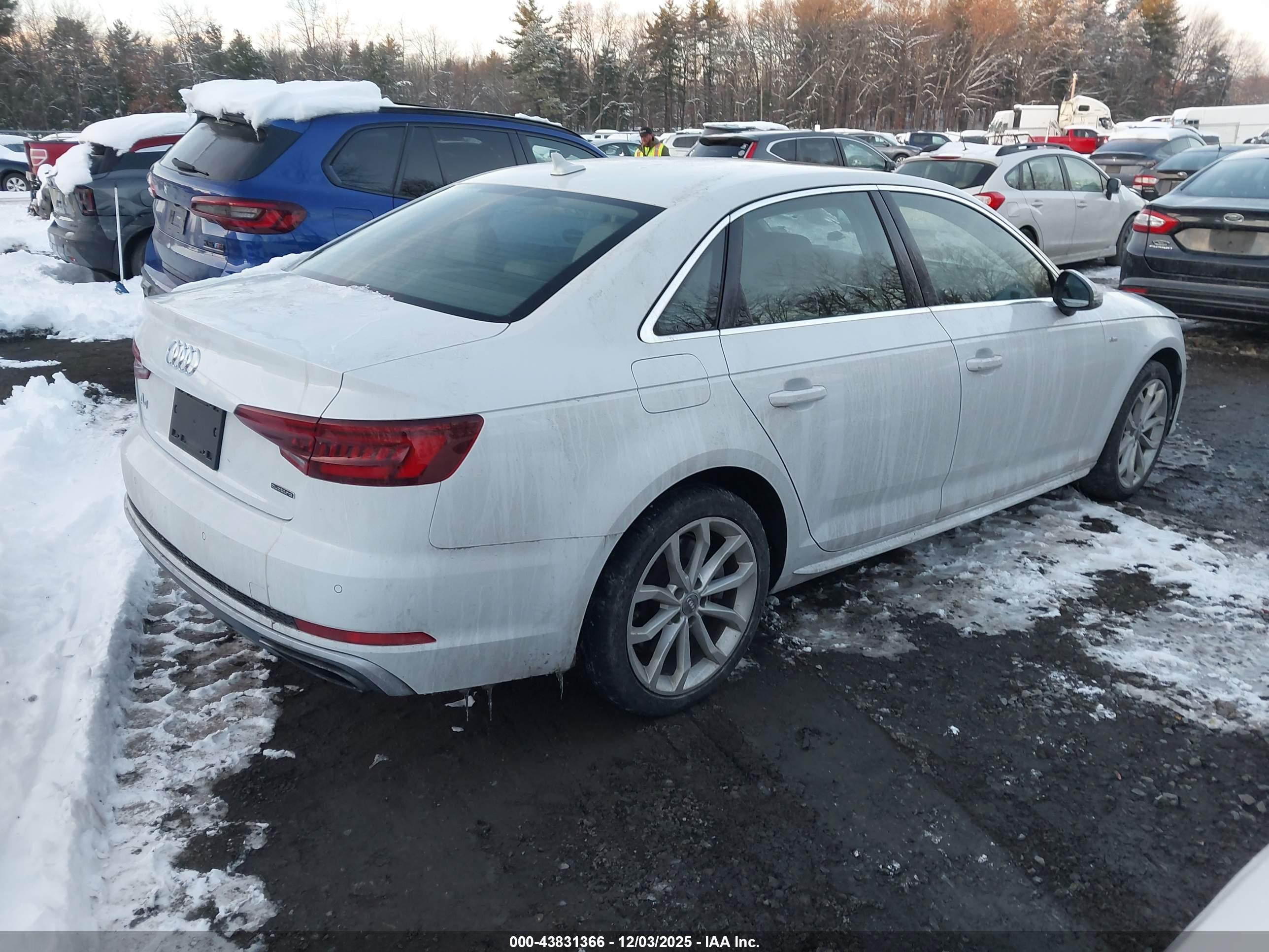 AUDI A4 image 4