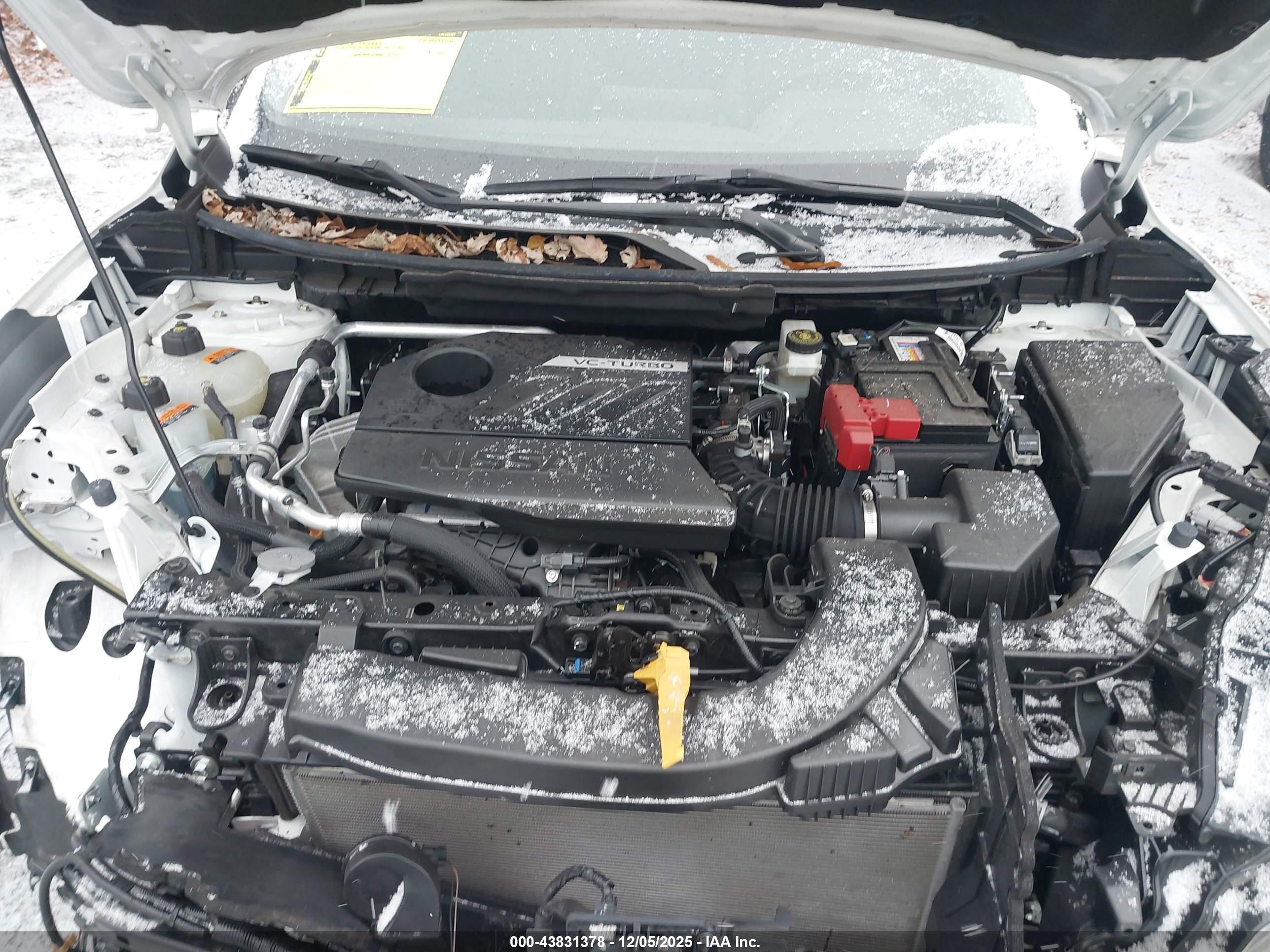 NISSAN ROGUE image 10