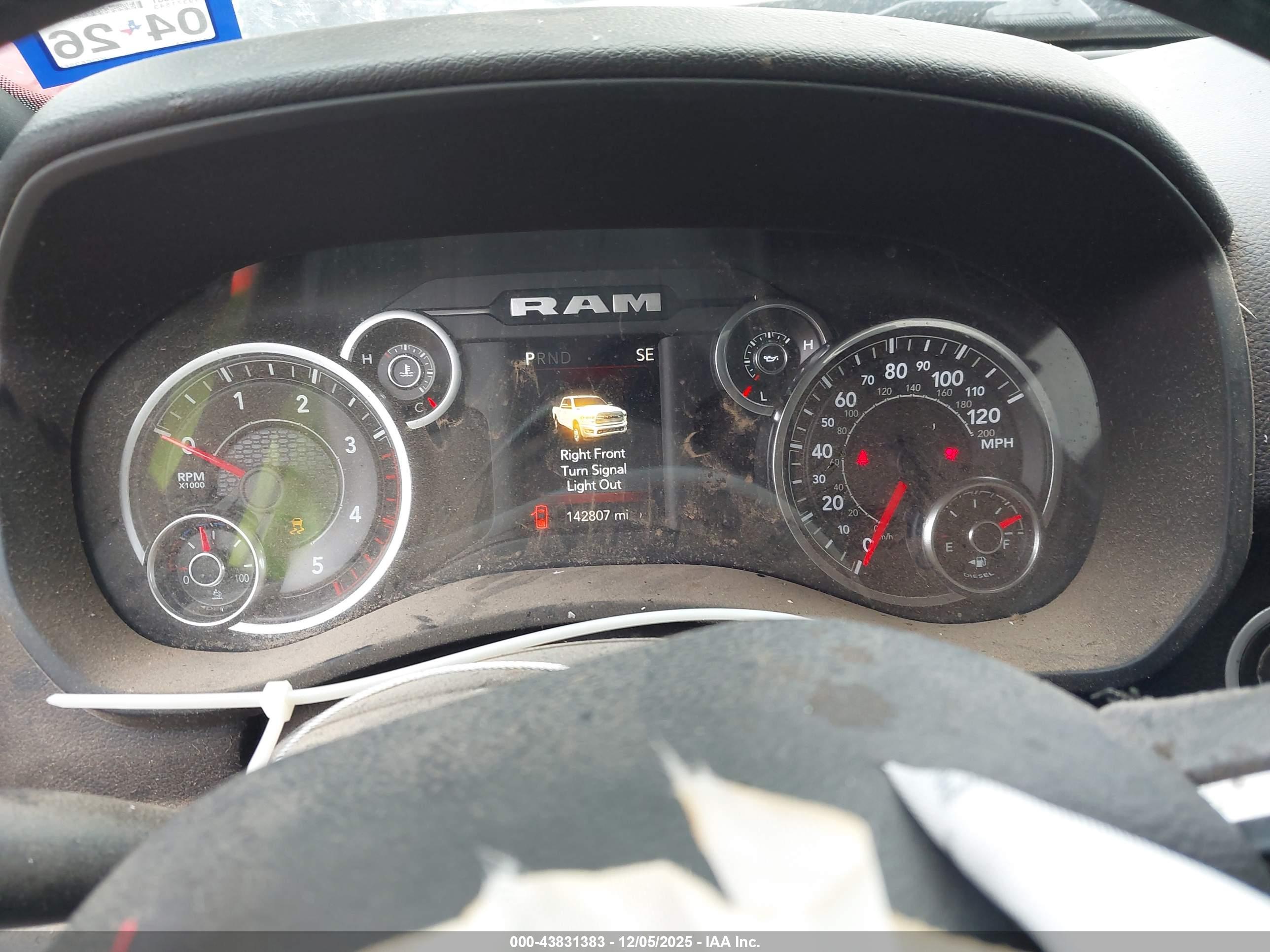 RAM 2500 image 7