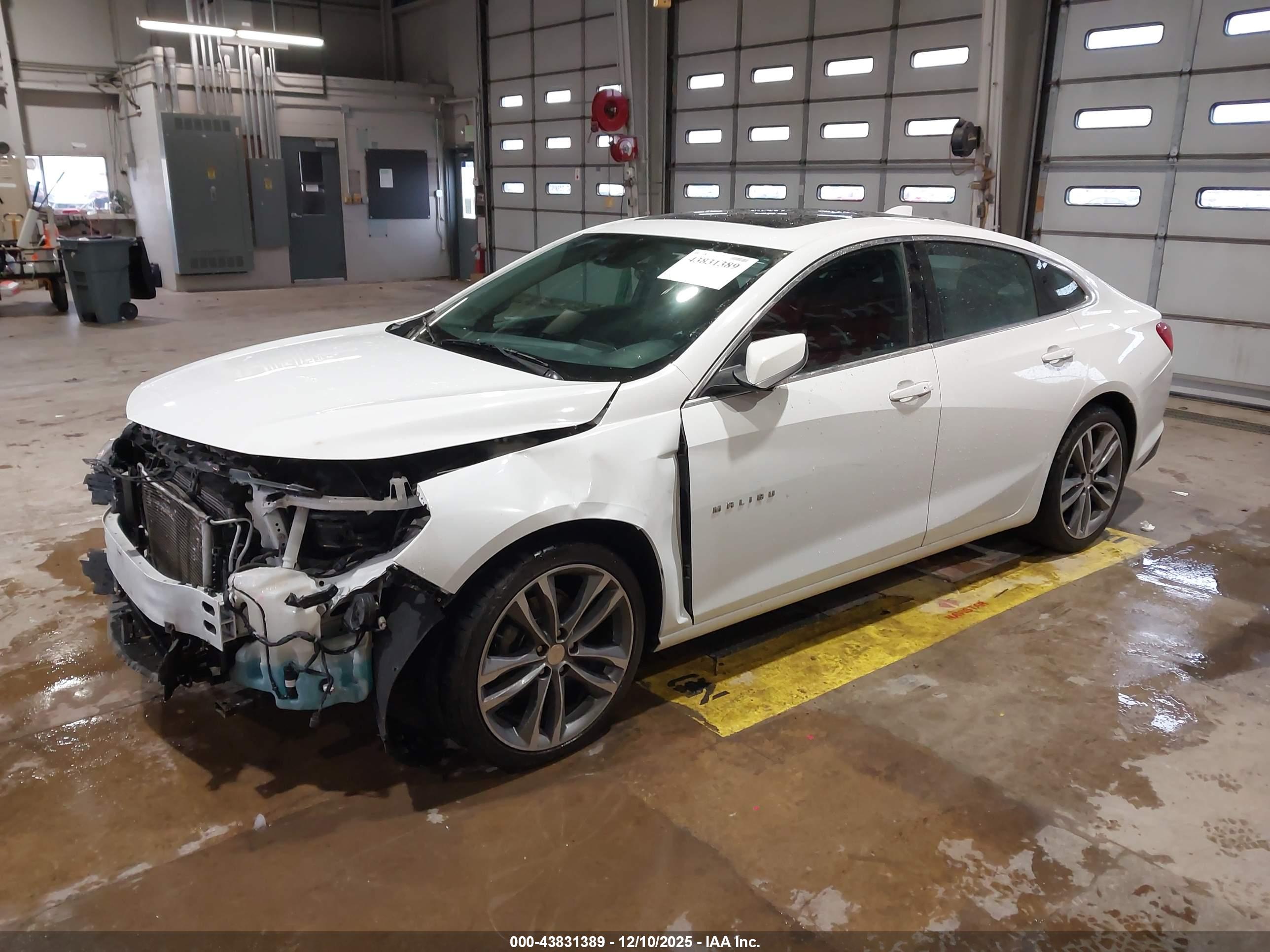 CHEVROLET MALIBU image 2