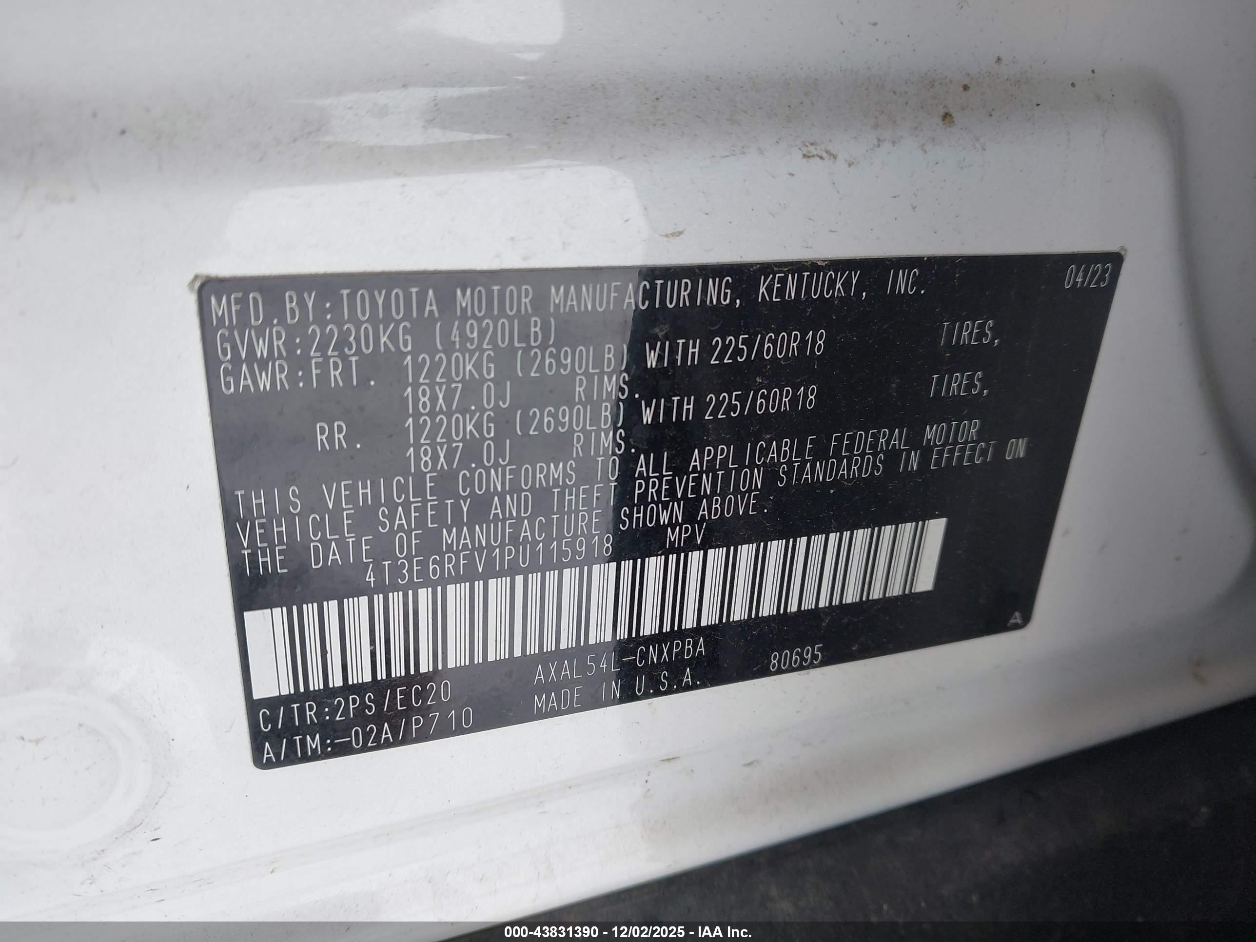 TOYOTA RAV4 image 9