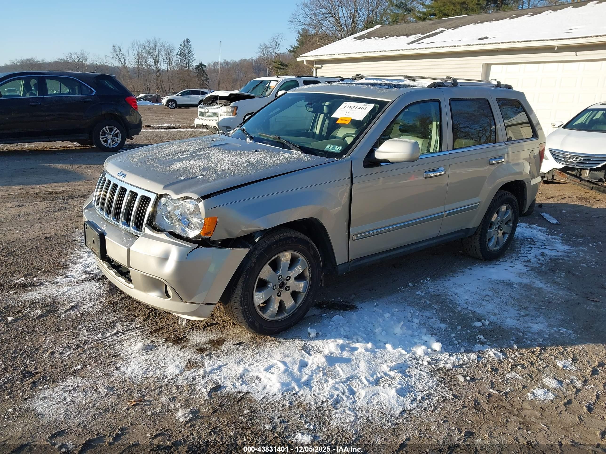 JEEP GRAND image 2