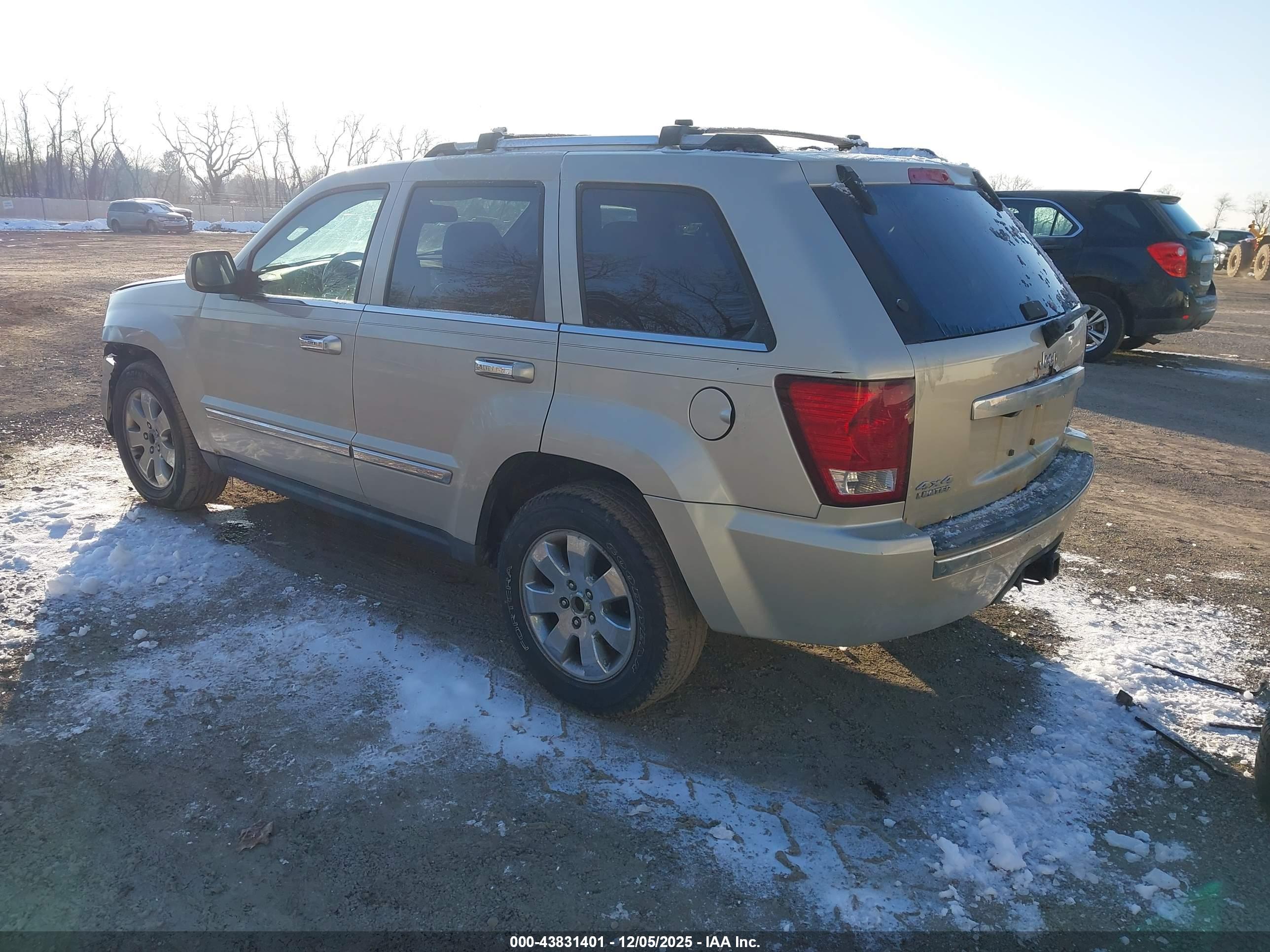 JEEP GRAND image 3