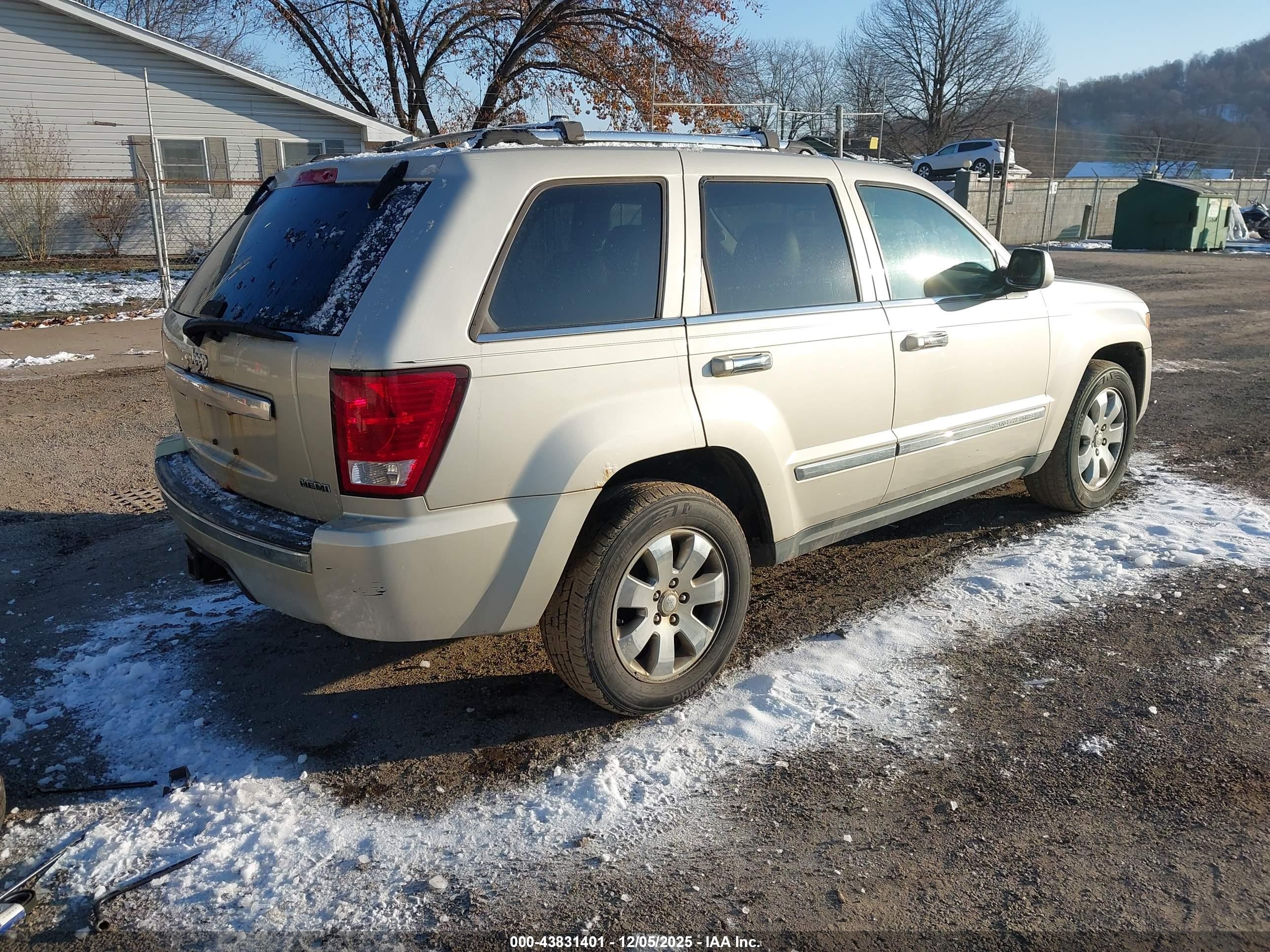 JEEP GRAND image 4