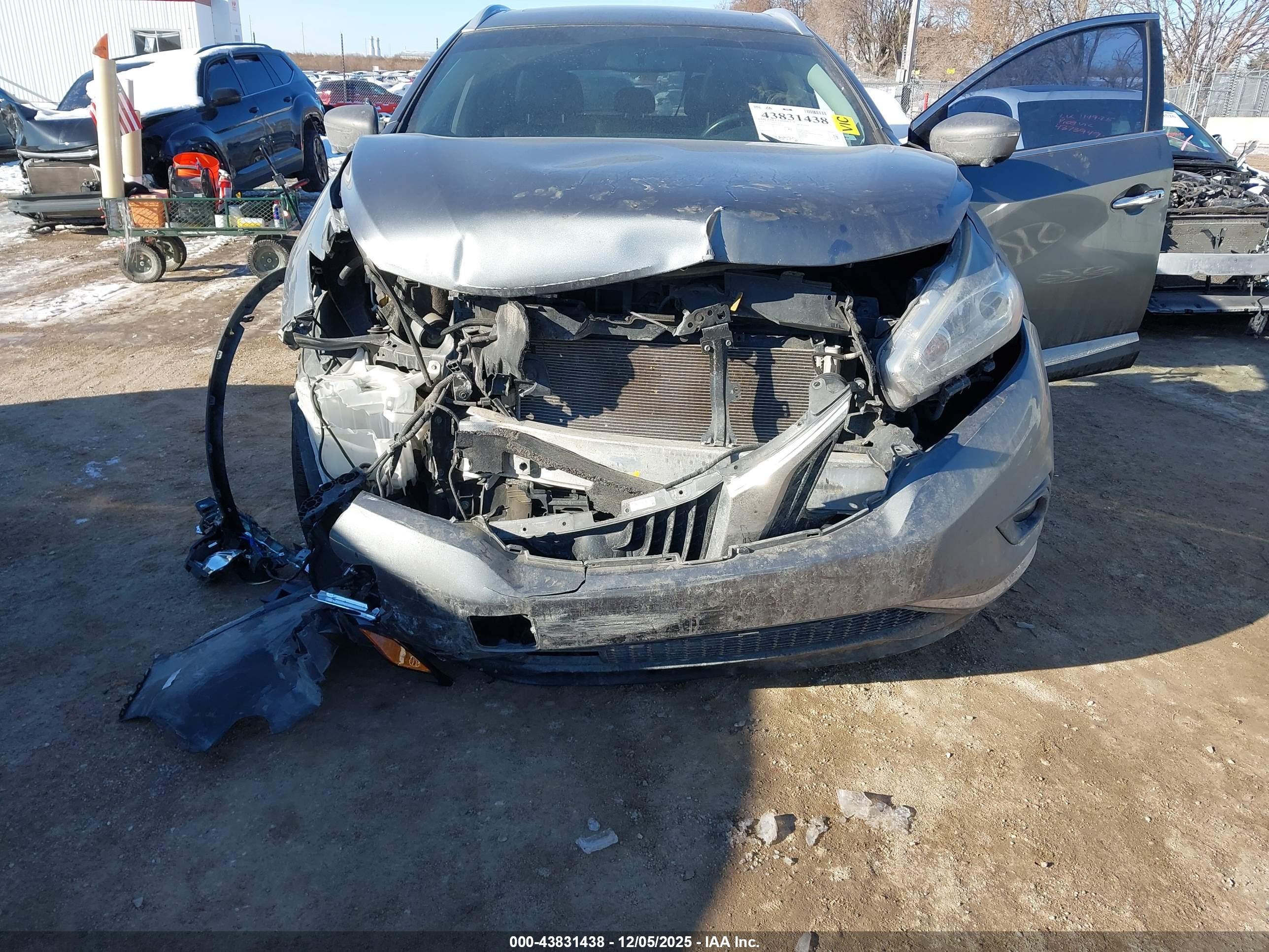 NISSAN MURANO image 6