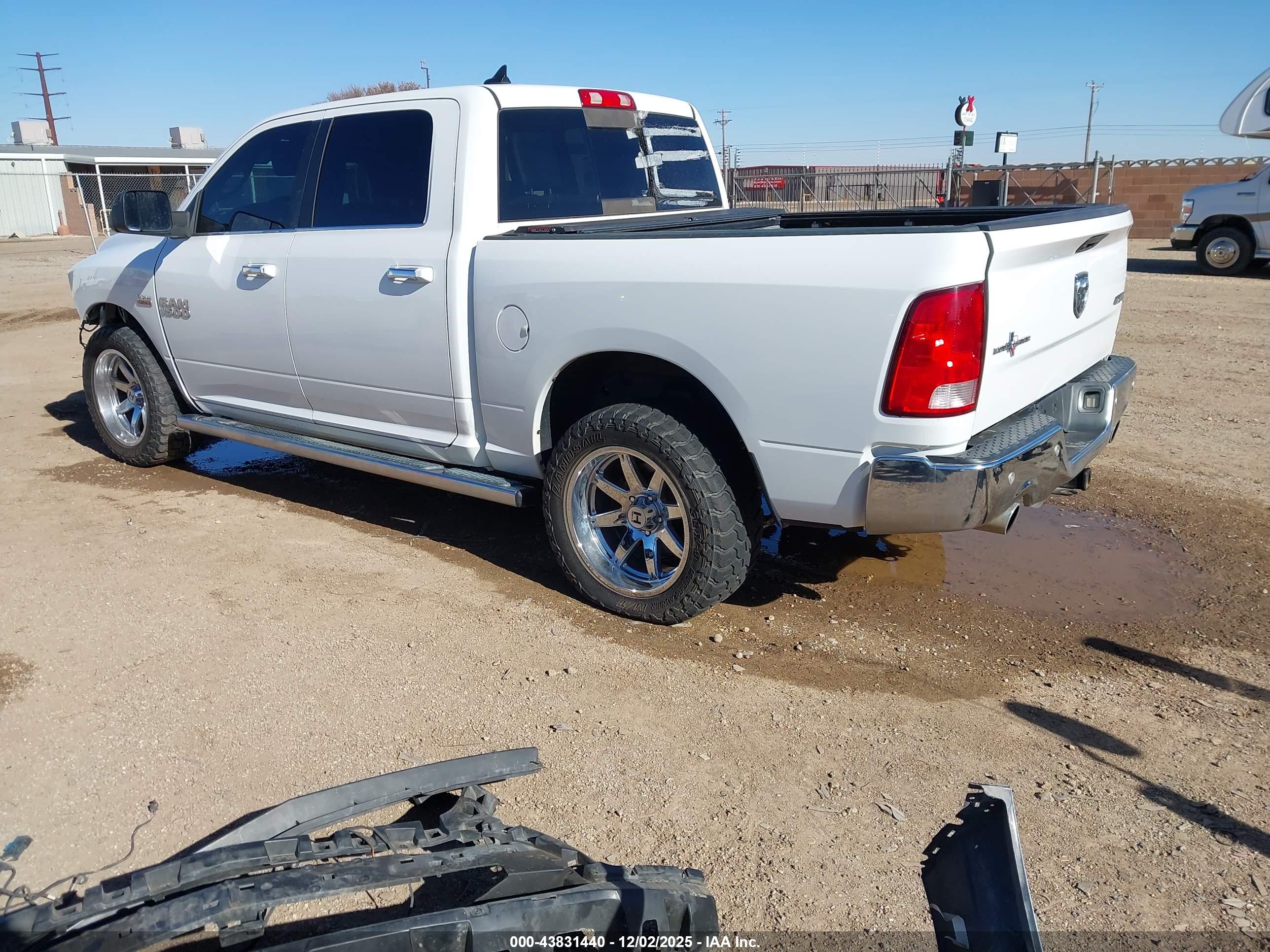 RAM 1500 image 3