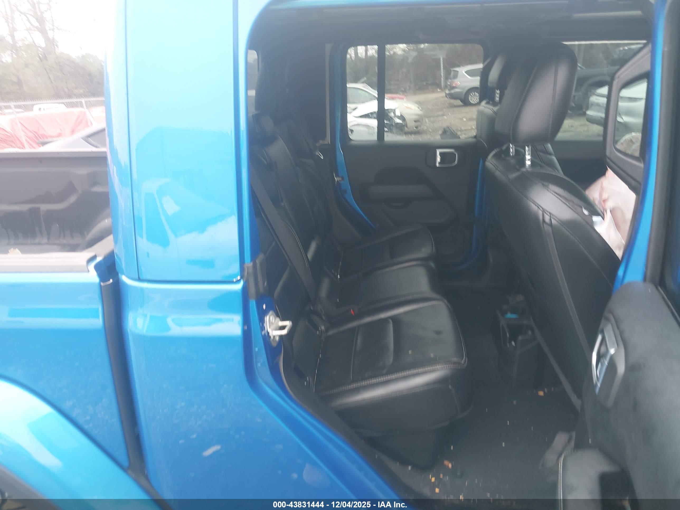 JEEP GLADIATOR image 8
